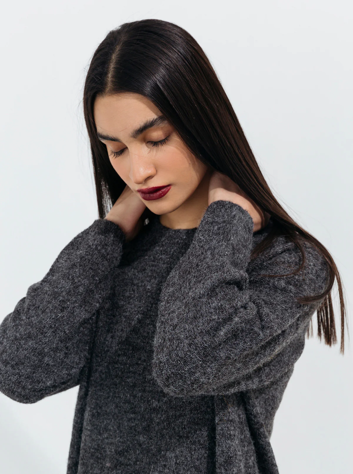 BLACK MELANGE FUZZY KNIT PULLOVER - Image 2