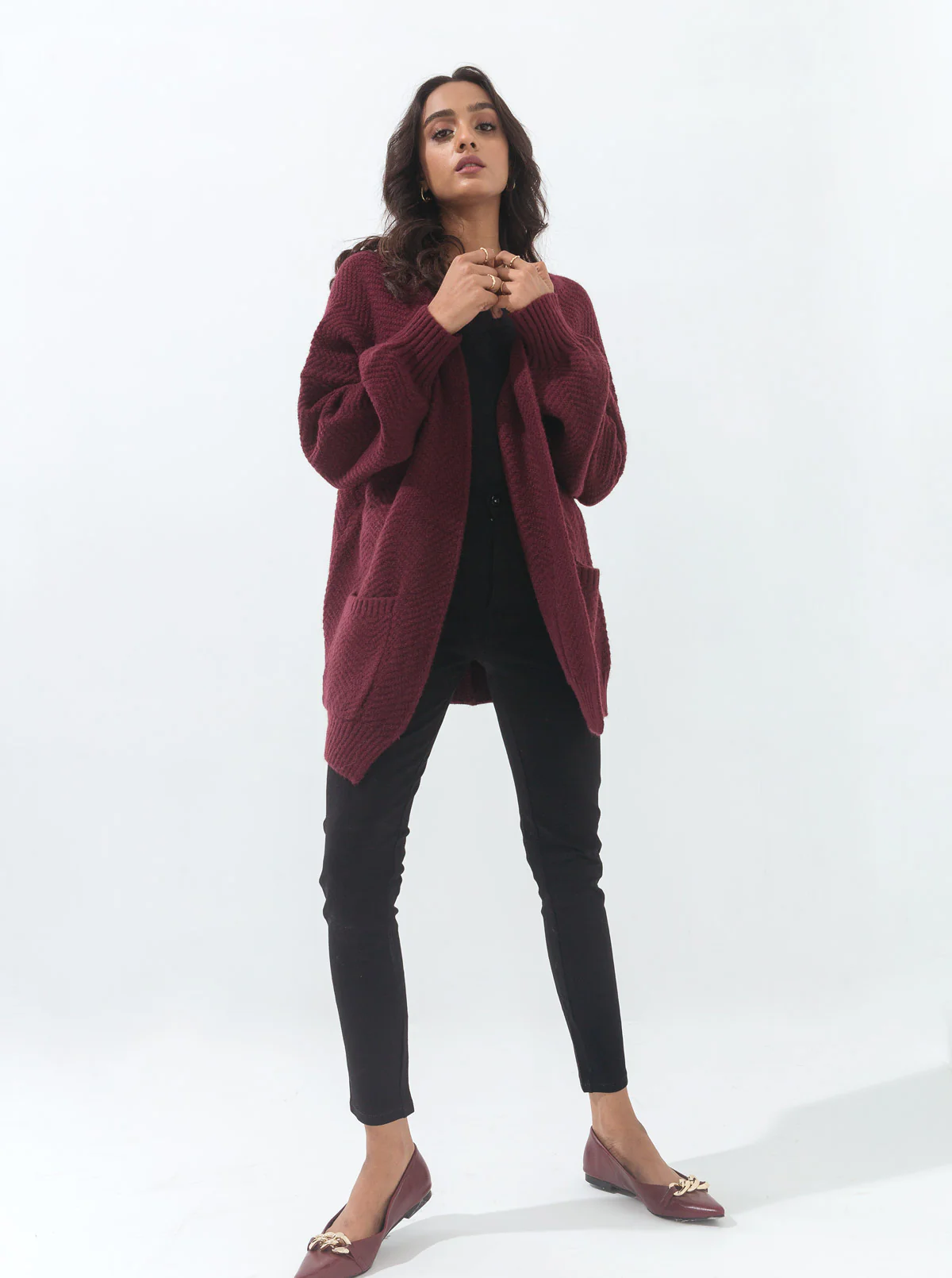 MAROON HERRINGBONE KNIT POCKET SHRUG - Image 3