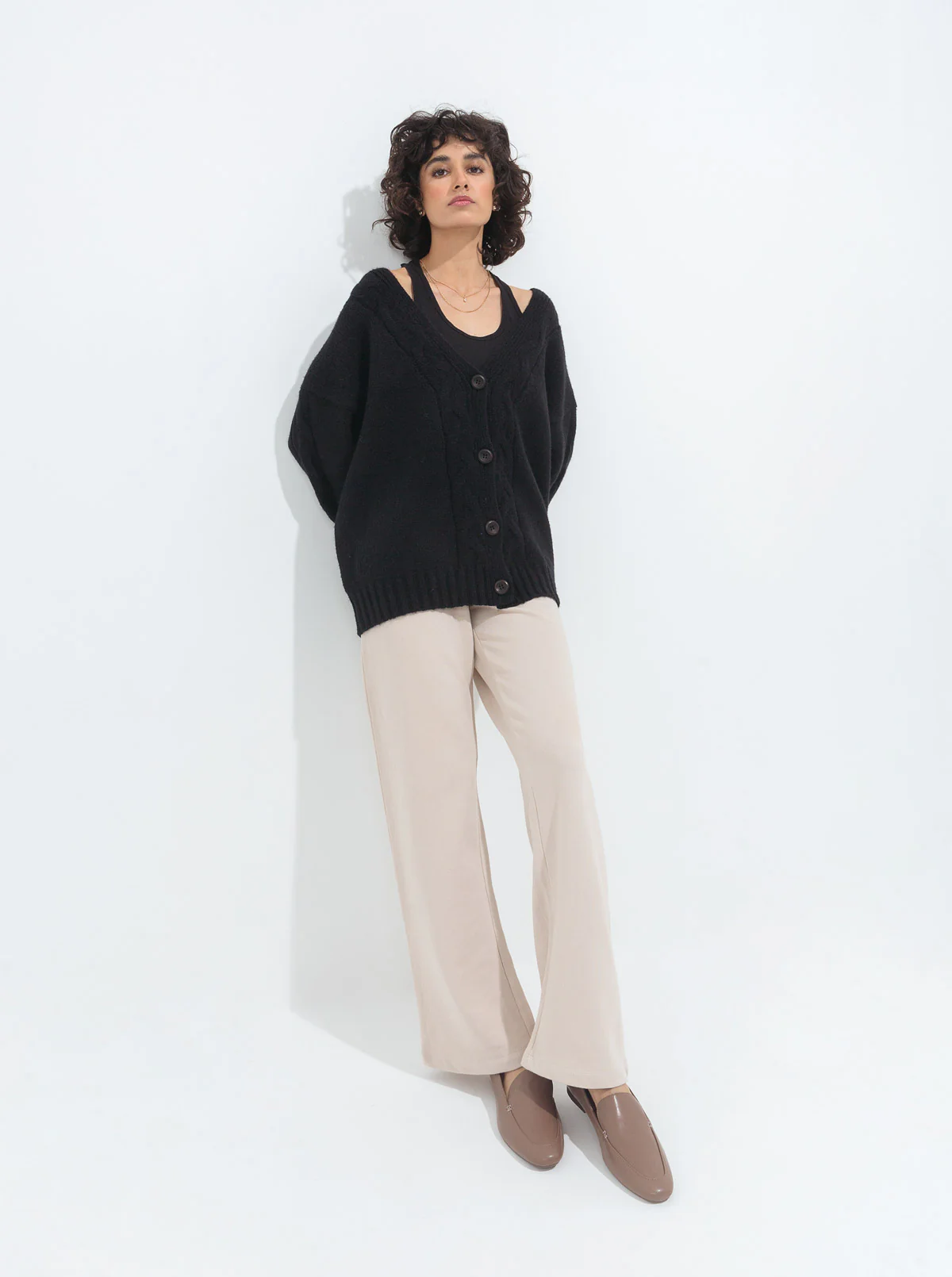 BLACK OVERSIZED BRAID KNIT CARDIGAN - Image 2