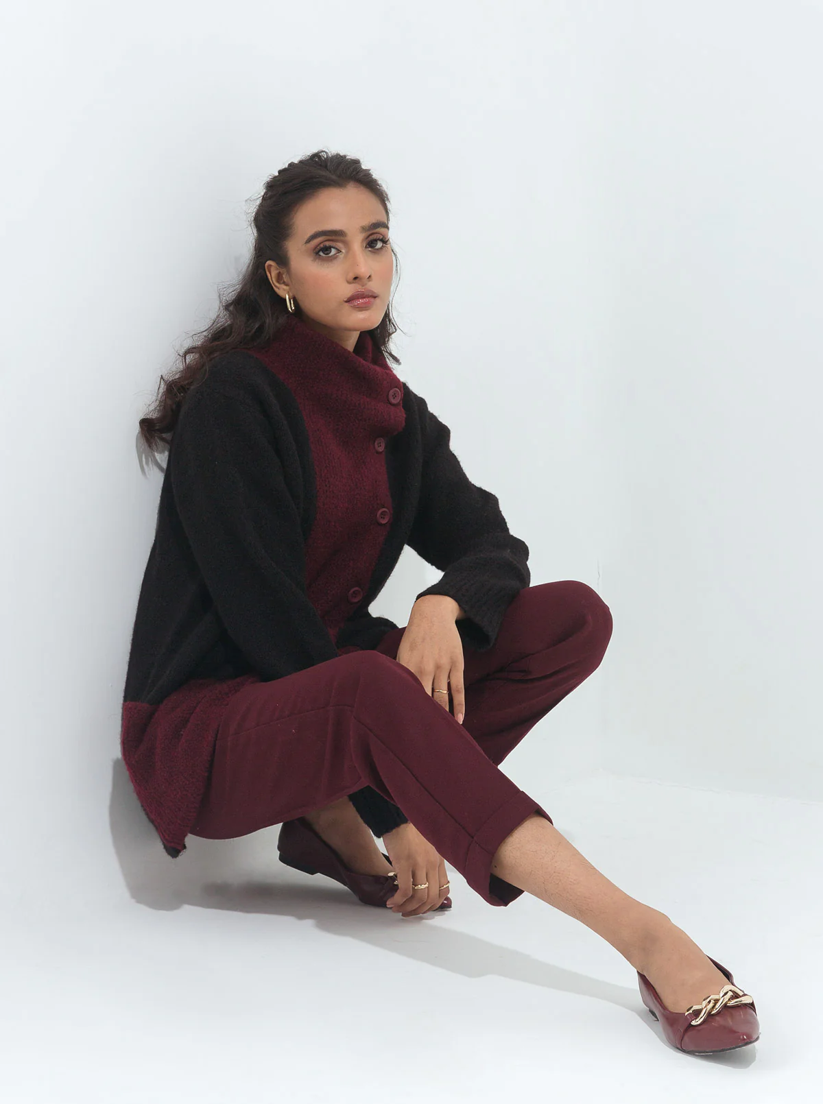 BLACK & MAROON COLOR BLOCK CARDIGAN - Image 3