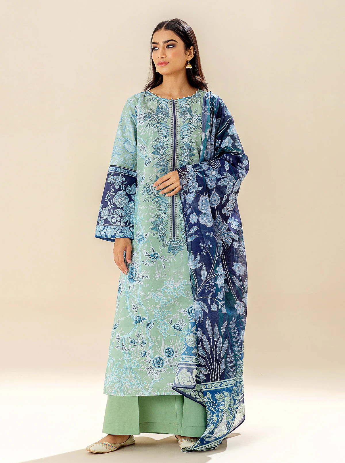 3 PIECE PRINTED LAWN SUIT (UNSTITCHED) - Image 2