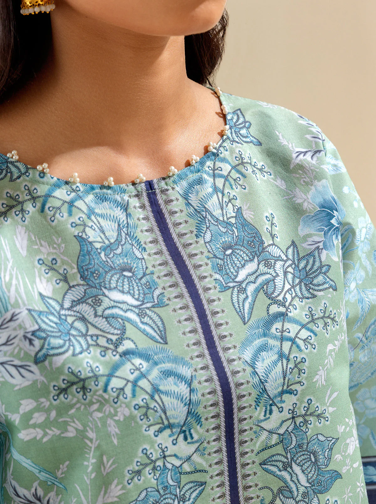 3 PIECE PRINTED LAWN SUIT (UNSTITCHED) - Image 5