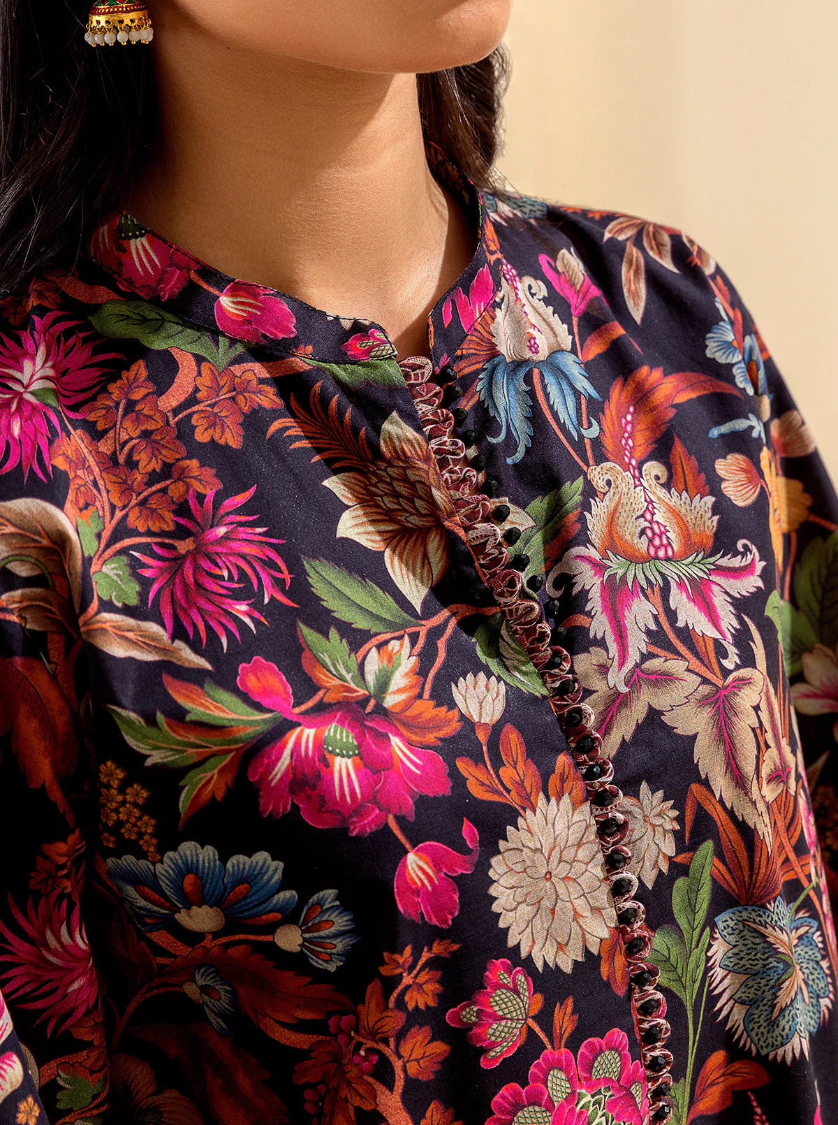 3 PIECE PRINTED LAWN SUIT (UNSTITCHED) - Image 5