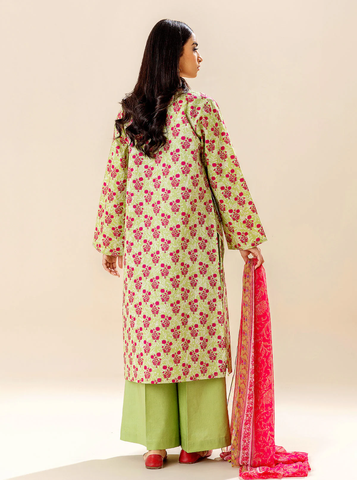 3 PIECE EMBROIDERED LAWN SUIT - MEADOW GRASS (UNSTITCHED) - Image 4