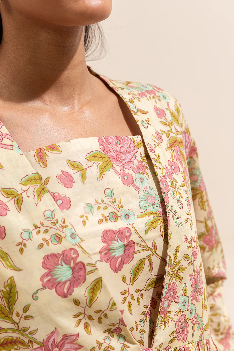 2 PIECE PRINTED LAWN SUIT-GOLDEN GLOW (UNSTITCHED) - Image 2