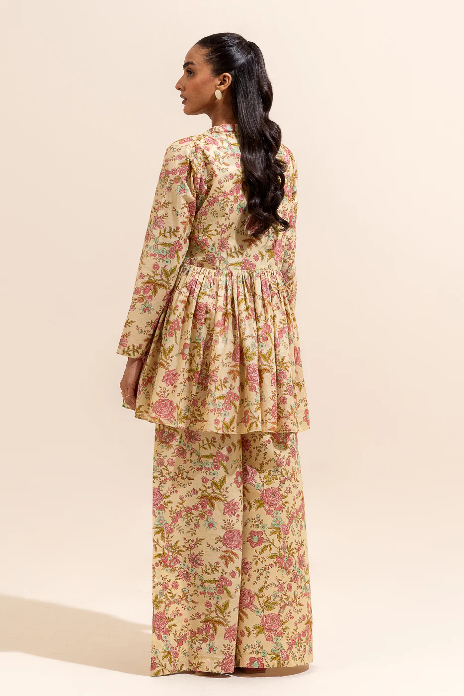 2 PIECE PRINTED LAWN SUIT-GOLDEN GLOW (UNSTITCHED) - Image 3