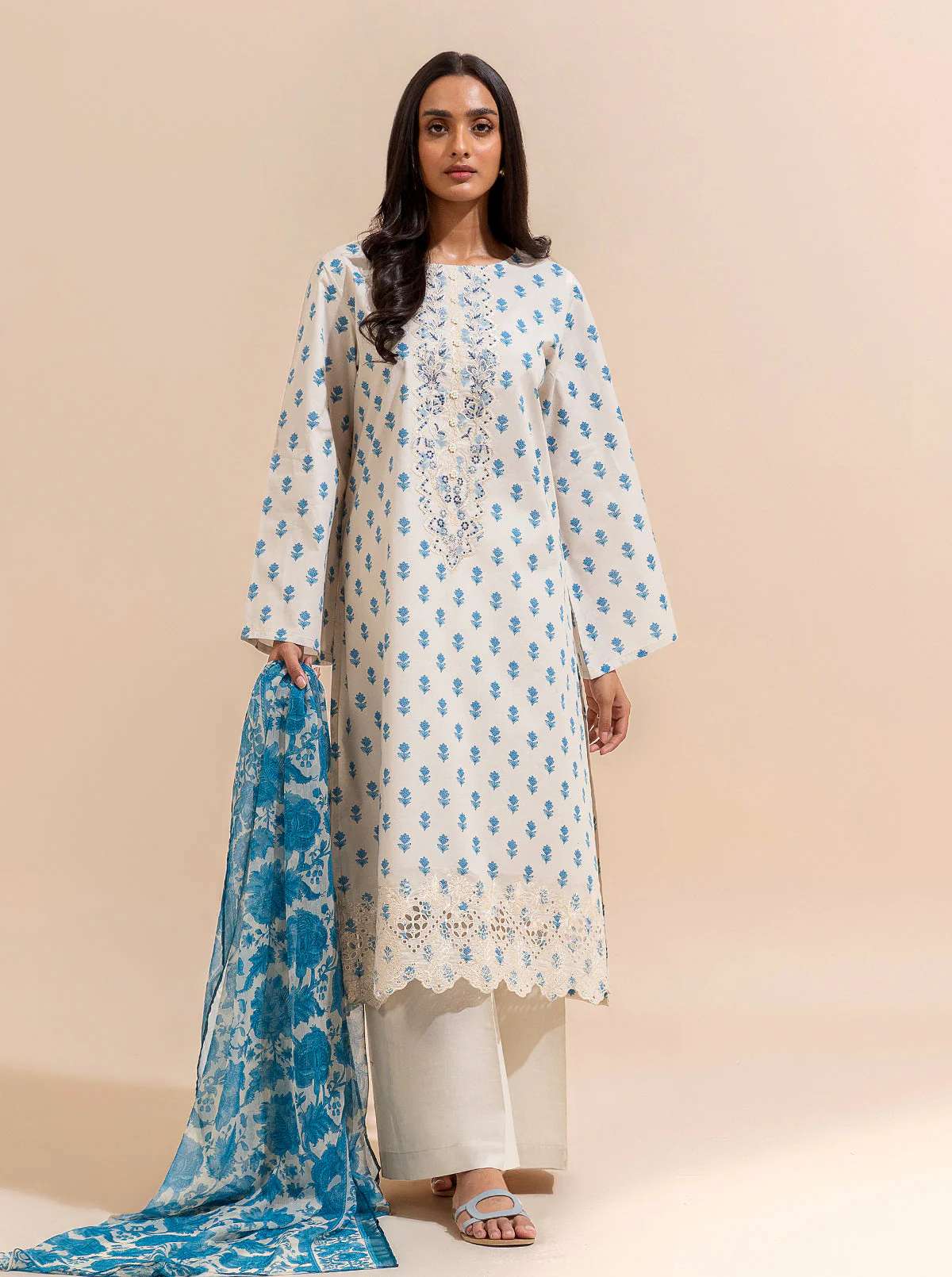 3 PIECE EMBROIDERED LAWN SUIT-BLUE GEMS (UNSTITCHED) - Image 5