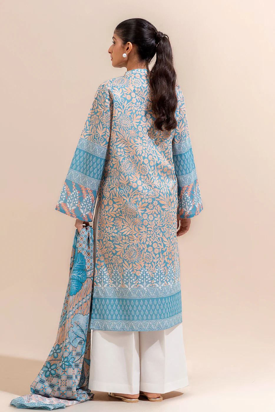 2 PIECE PRINTED LAWN SUIT-SEAMLESS SEASON (UNSTITCHED) - Image 4