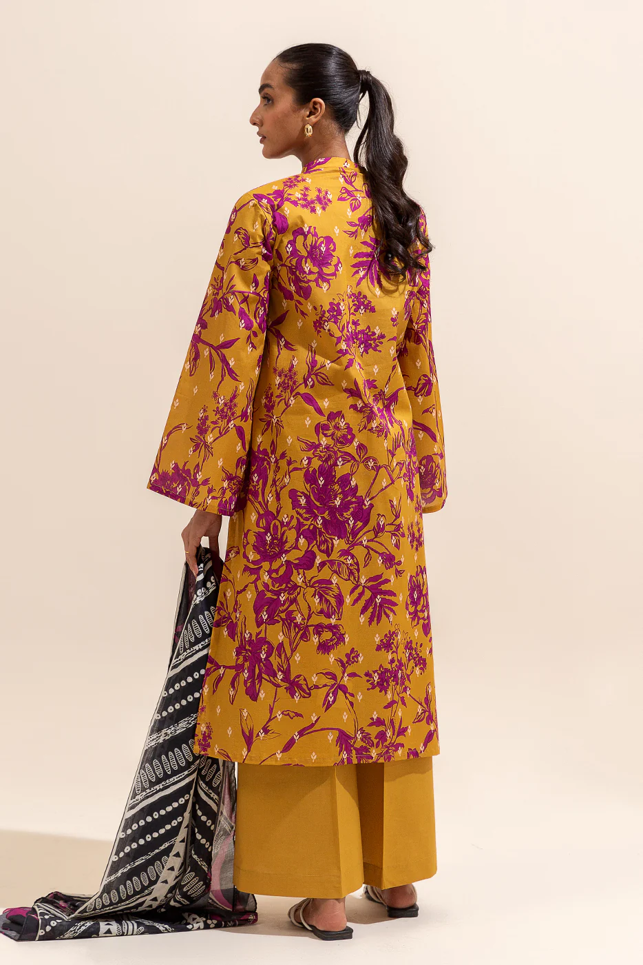 3 PIECE PRINTED LAWN SUIT-MANGO SANGRIA (UNSTITCHED) - Image 2