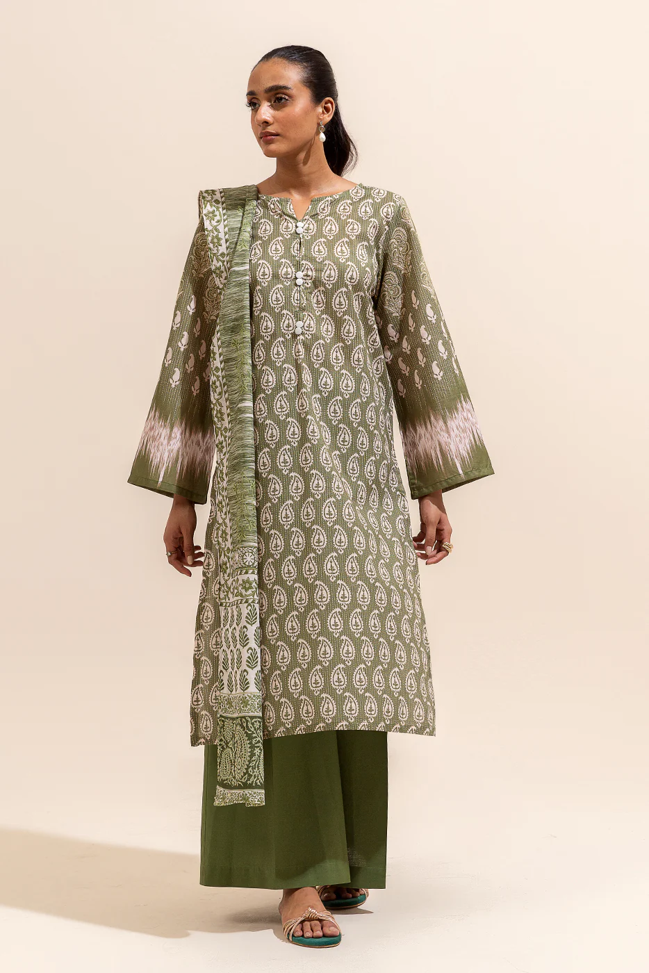 3 PIECE PRINTED LAWN SUIT-APPLE NILE (UNSTITCHED) - Image 5