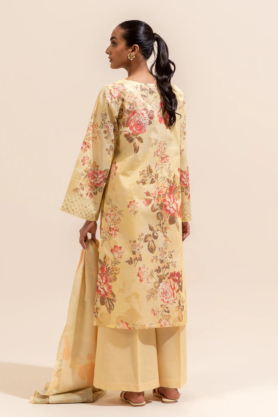 3 PIECE PRINTED LAWN SUIT-VINTAGE VEIL (UNSTITCHED) - Image 2
