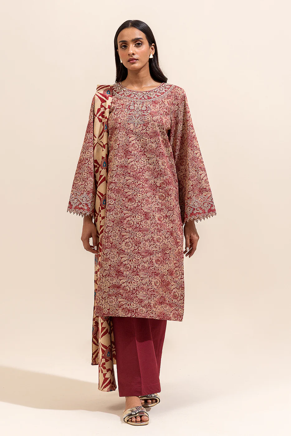 3 PIECE EMBROIDERED LAWN SUIT-MAUVE HAZE ( UNSTITCHED) - Image 2