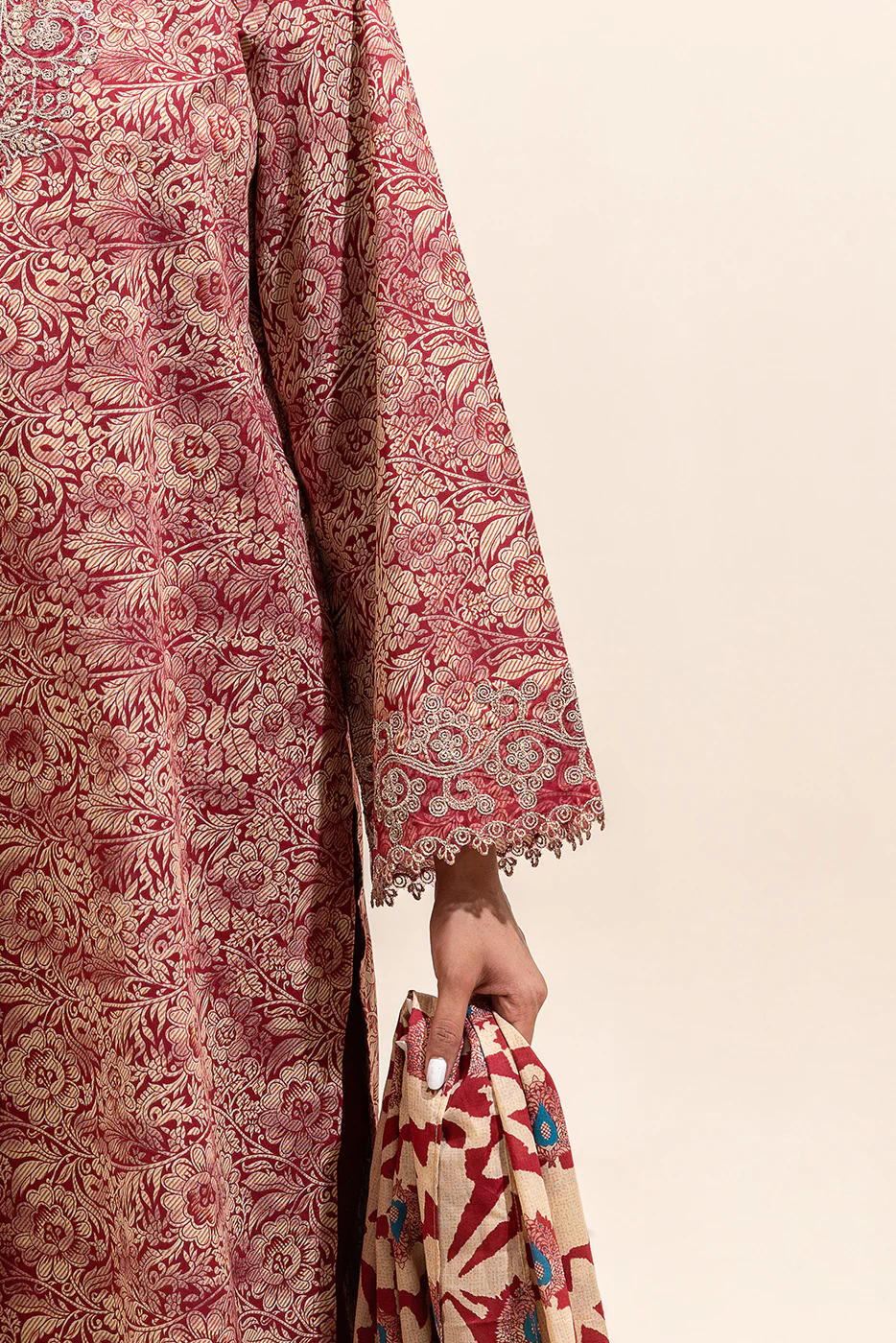 3 PIECE EMBROIDERED LAWN SUIT-MAUVE HAZE ( UNSTITCHED) - Image 6