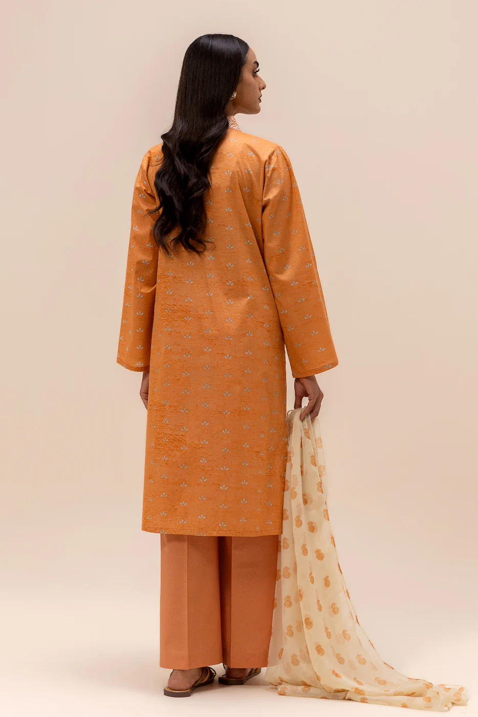 3 PIECE EMBROIDERED LAWN SUIT-AMBER WOOD (UNSTITCHED) - Image 4