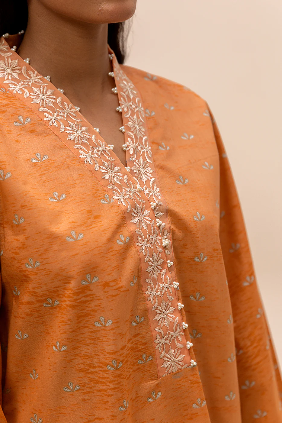 3 PIECE EMBROIDERED LAWN SUIT-AMBER WOOD (UNSTITCHED) - Image 5