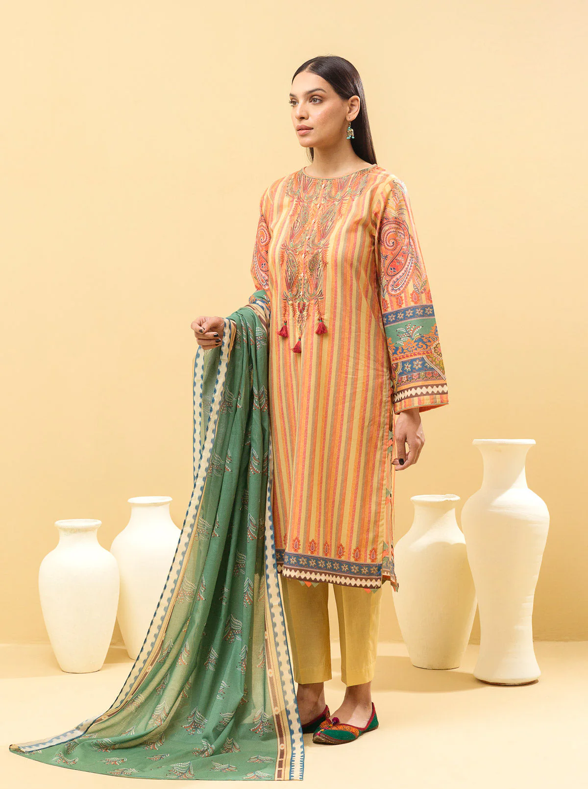 3 PIECE - EMBROIDERED LAWN SUIT - ORNAMENTAL ALLURE - Image 4