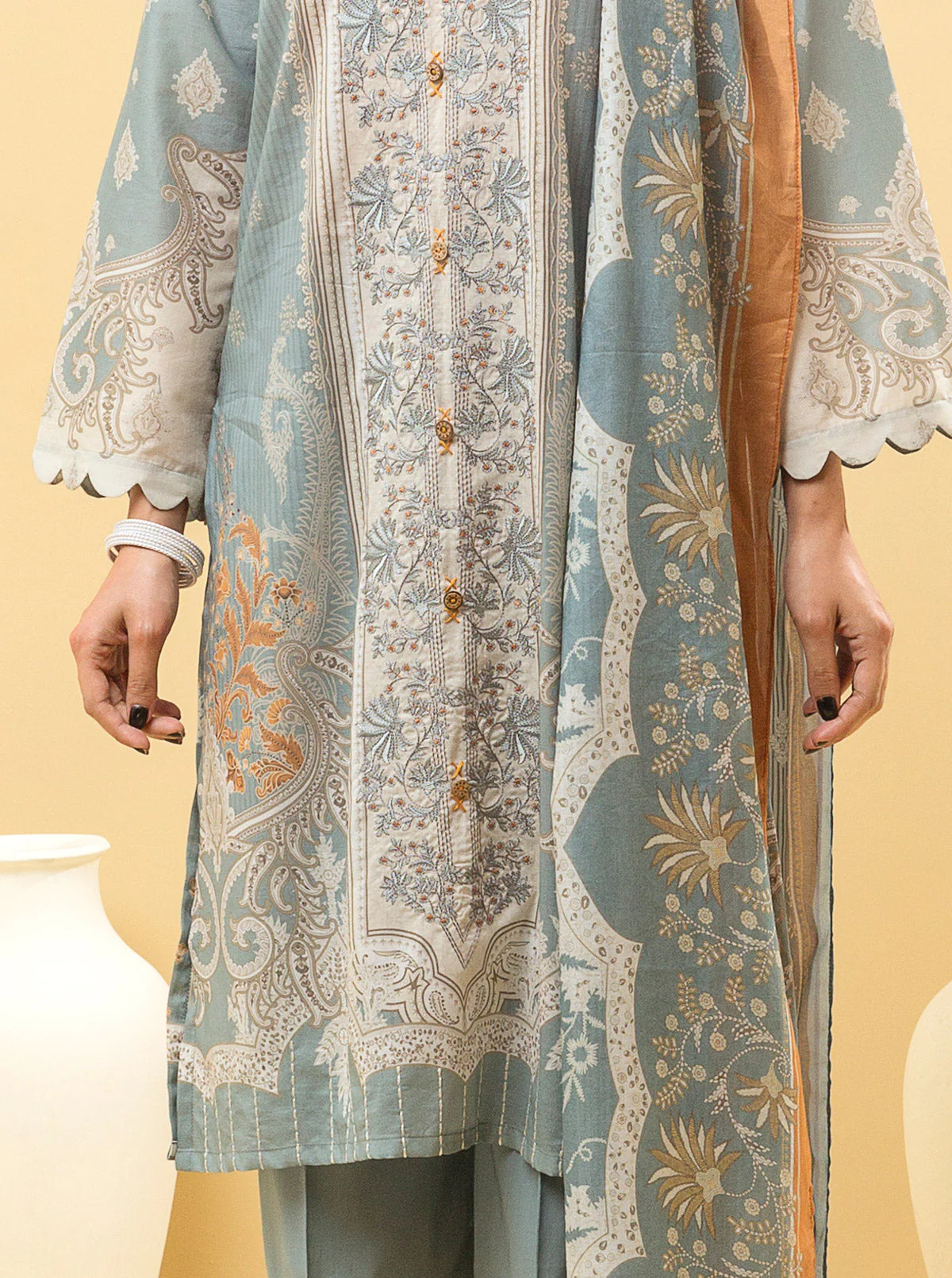 3 PIECE - EMBROIDERED LAWN SUIT - DELICATE DECO - Image 2