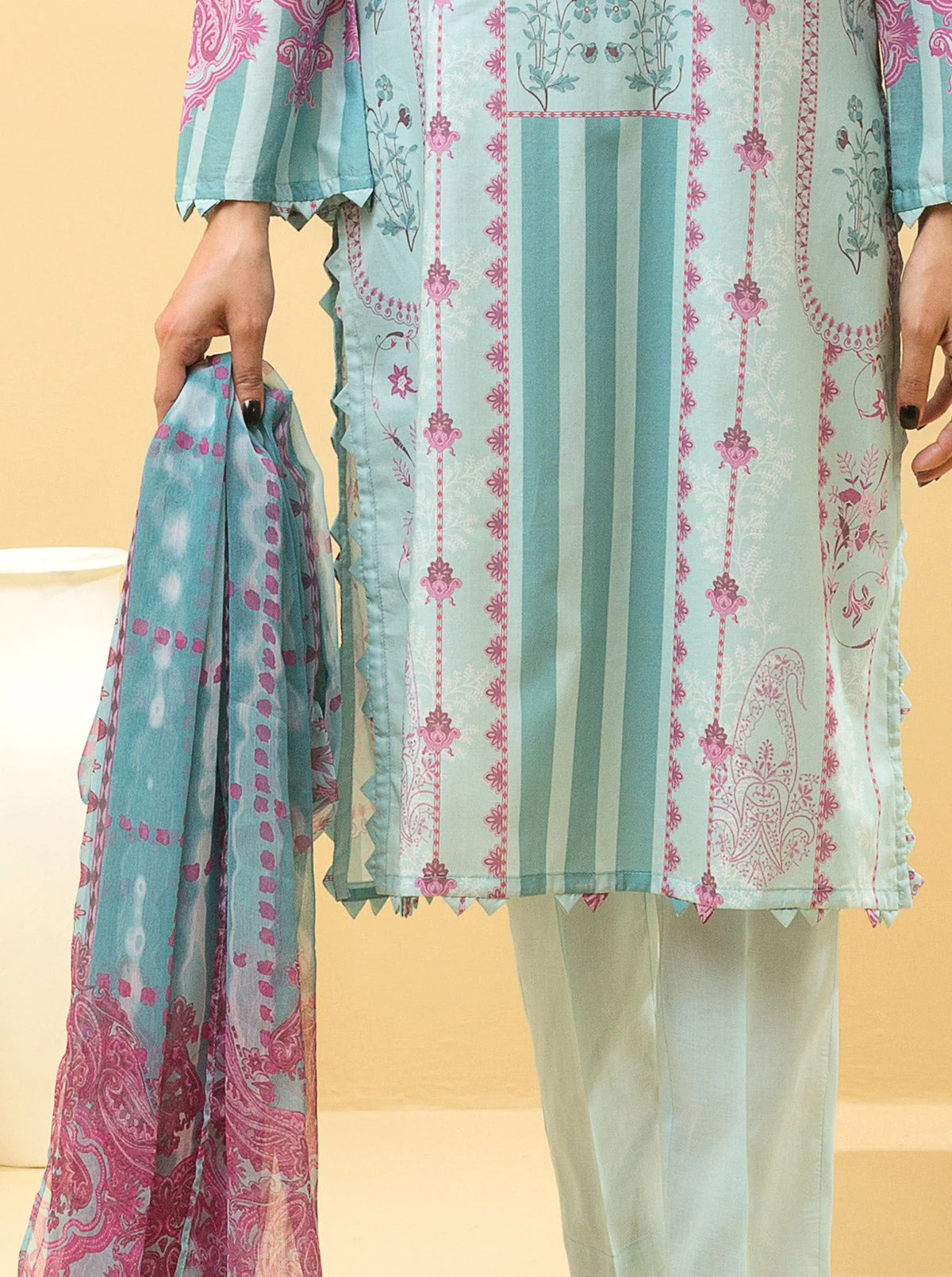3 PIECE - PRINTED LAWN SUIT - ICY MIST - Image 4