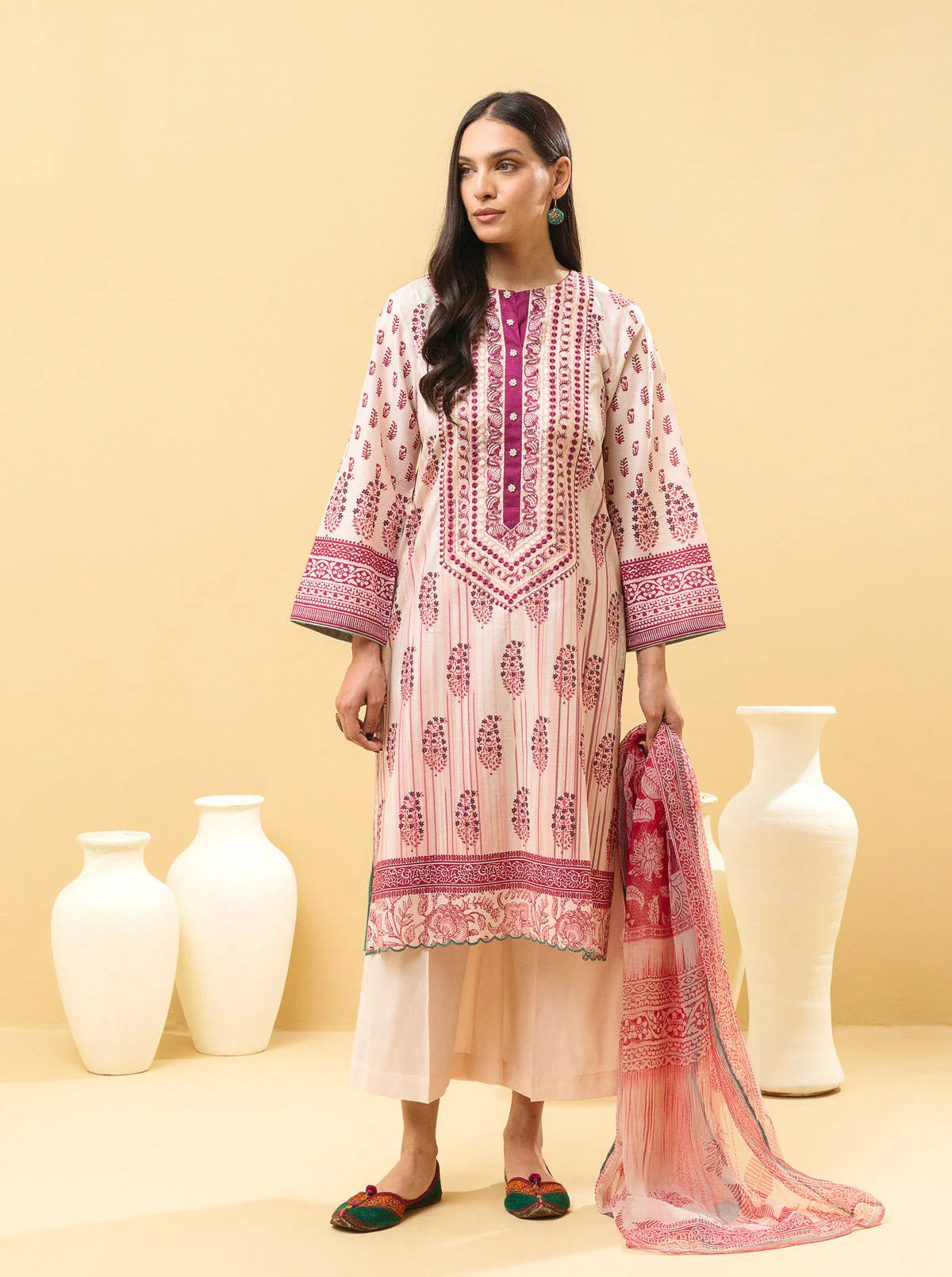 3 PIECE - EMBROIDERED LAWN SUIT - DEWY PEARL - Image 3