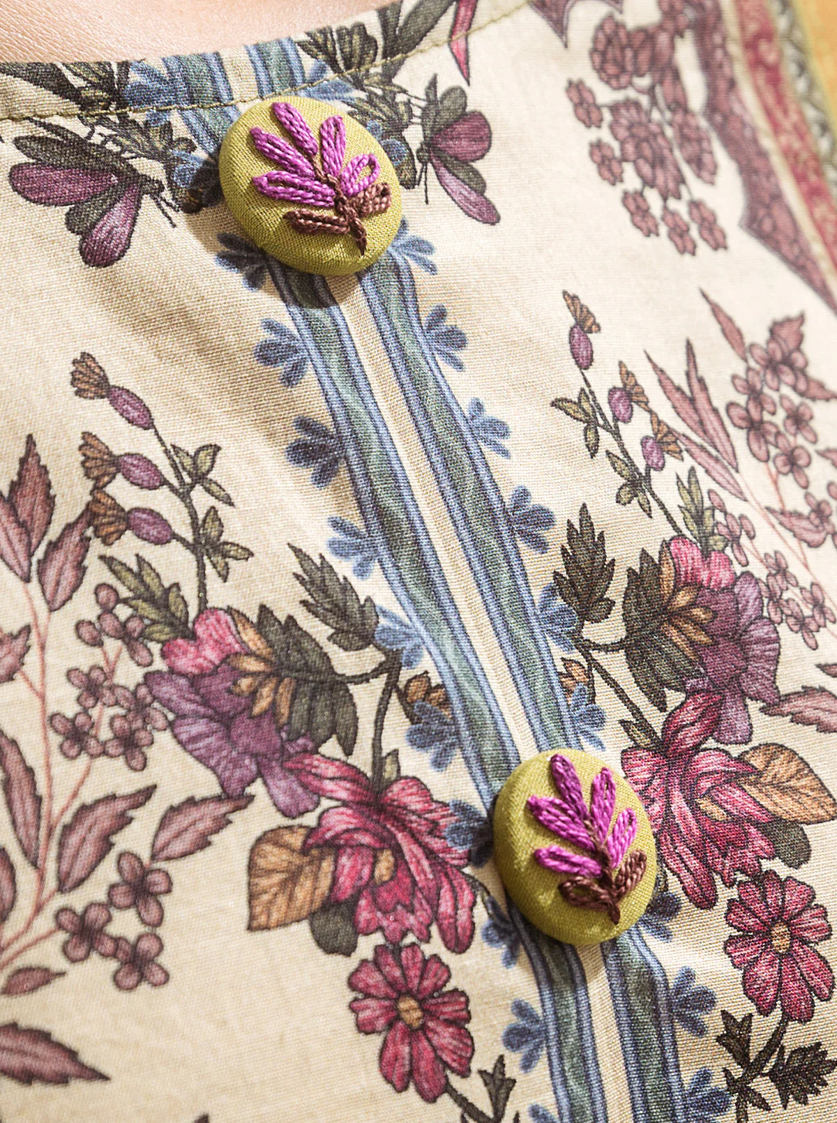 1 PIECE - PRINTED LAWN SHIRT - REGAL SYMMETRY - Image 3
