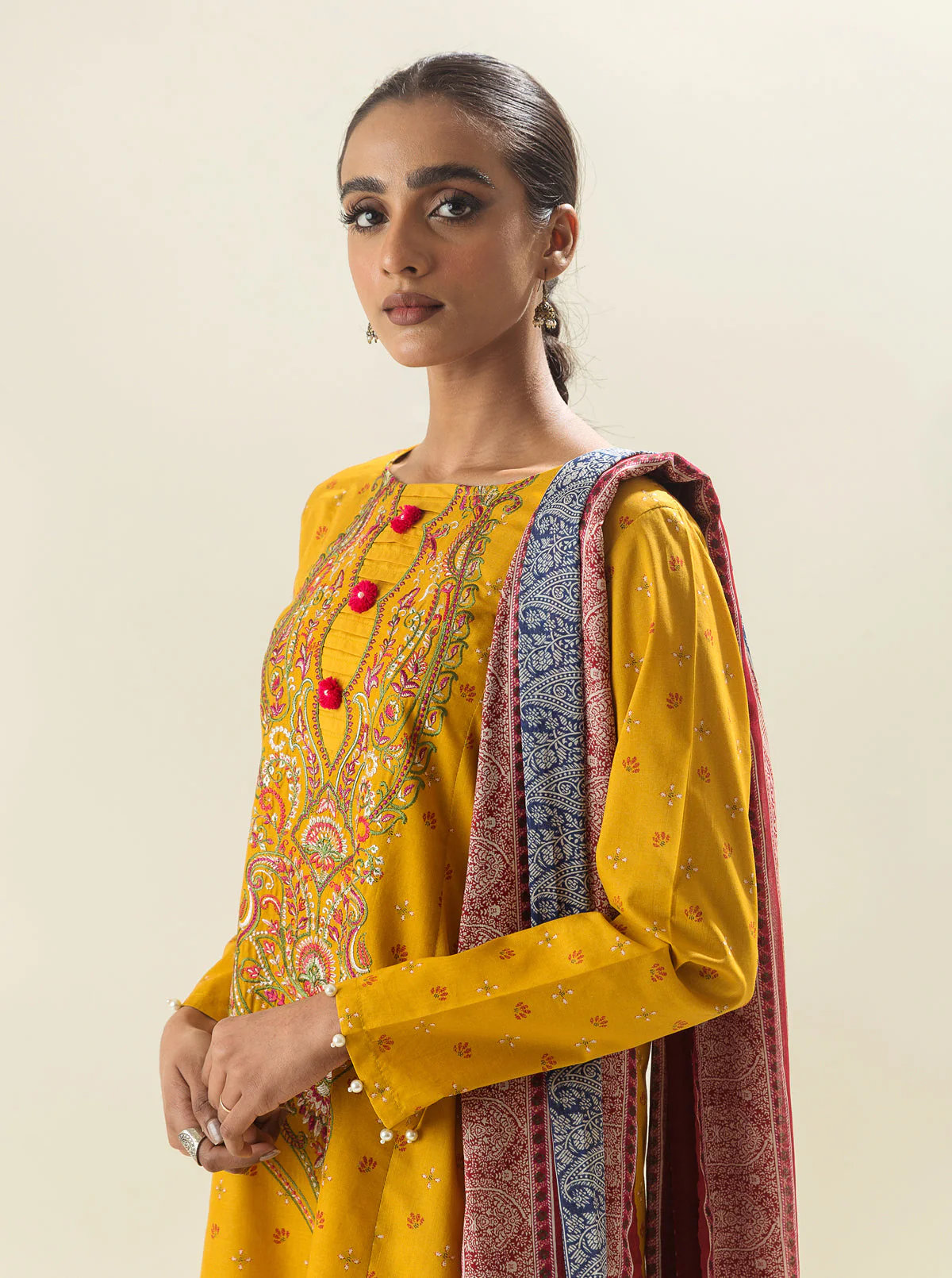 2 PIECE - EMBROIDERED LAWN SUIT - BLOOMING GOLD - Image 2