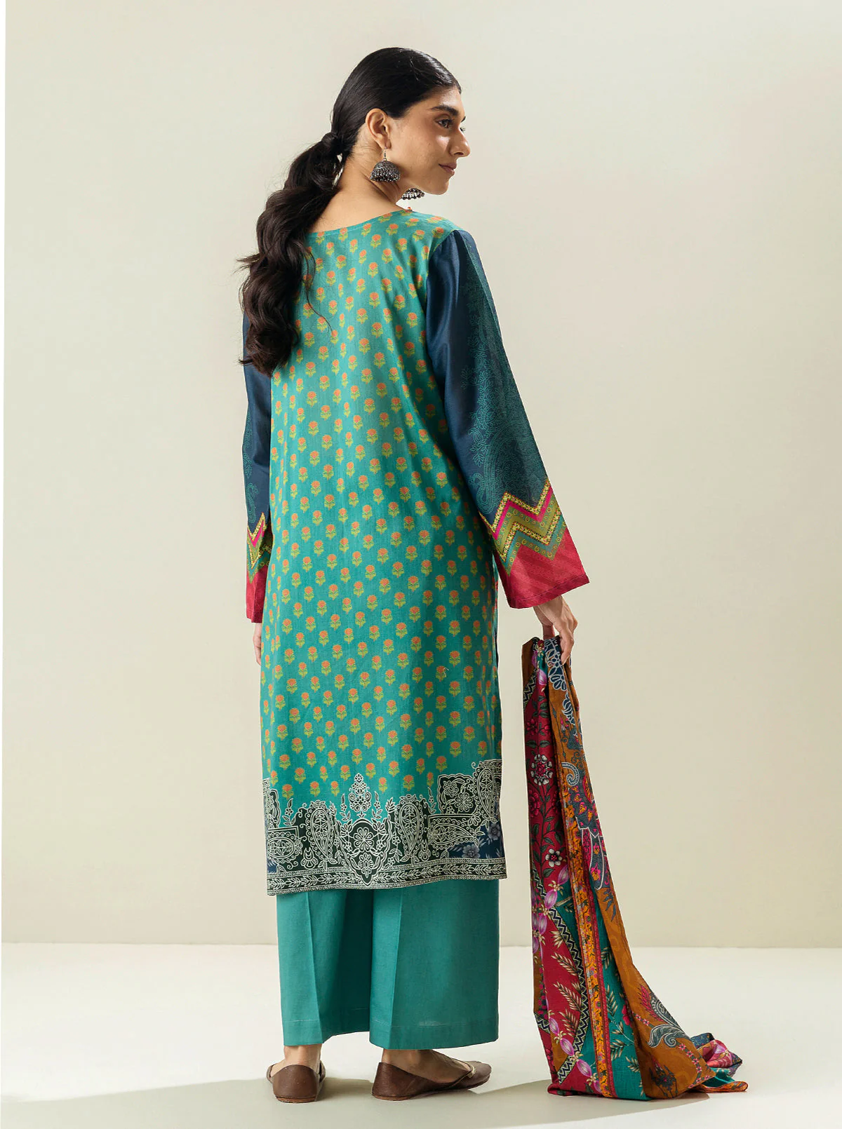 3 PIECE - PRINTED LAWN SUIT - FOUNTAIN GLORY - Image 3