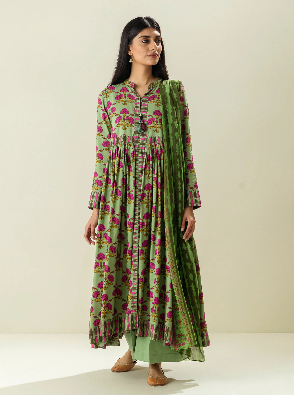 3 PIECE - PRINTED VISCOSE SUIT - PAINTERLY FINNESE - Image 2