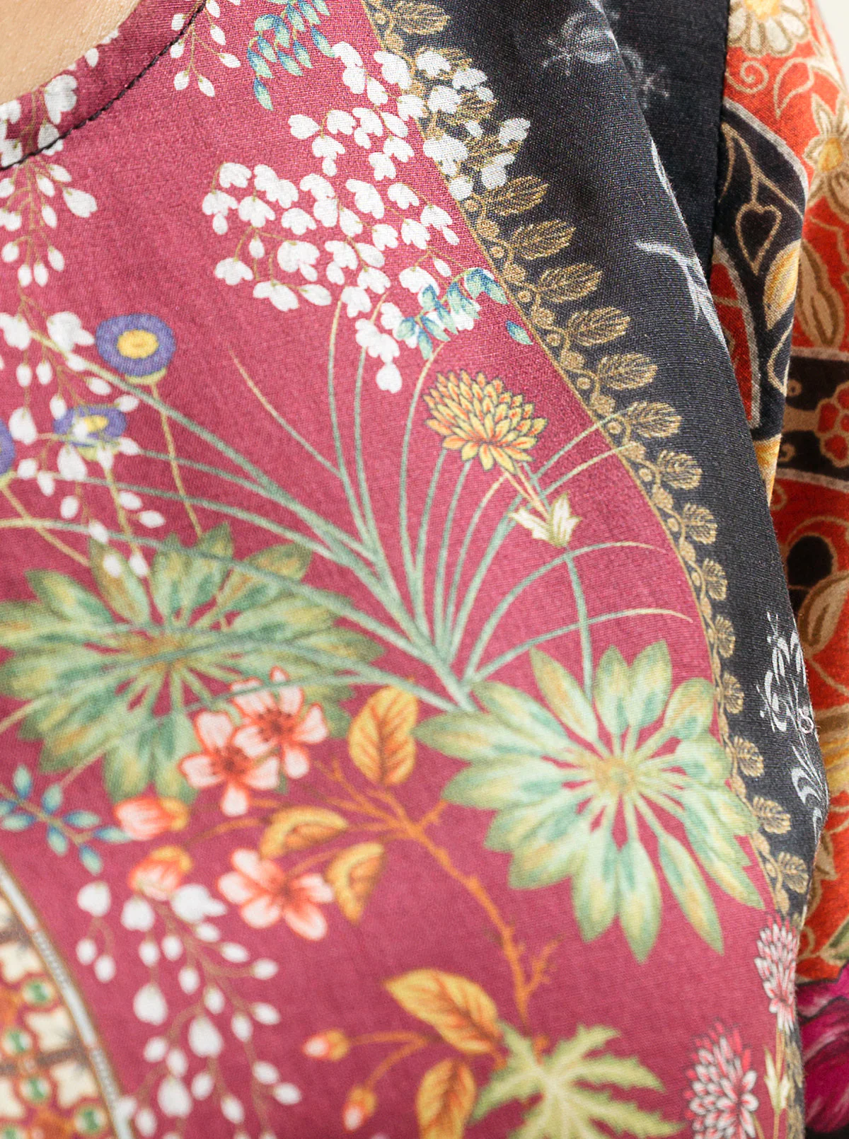 3 PIECE - PRINTED LAWN SUIT - FLOWER OF THE ORIENT - Image 4