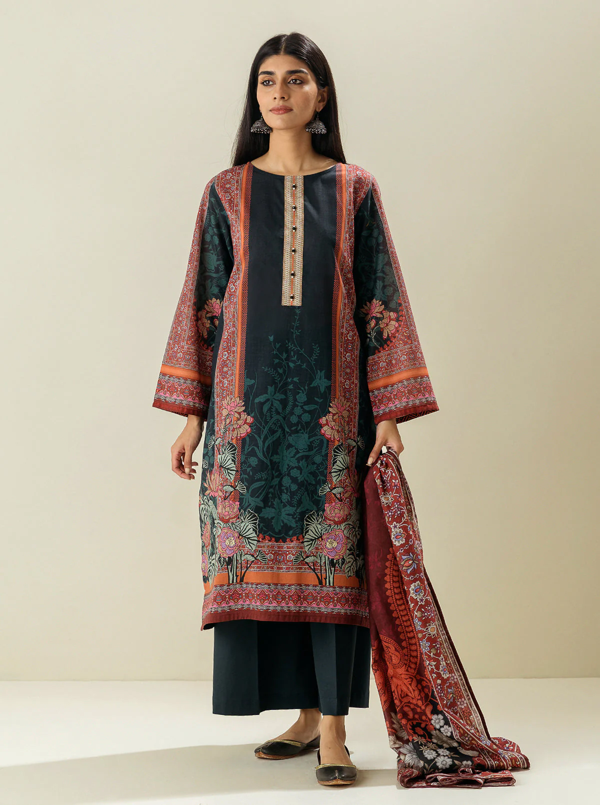 3 PIECE - PRINTED LAWN SUIT - MODERN WEAVES - Image 2