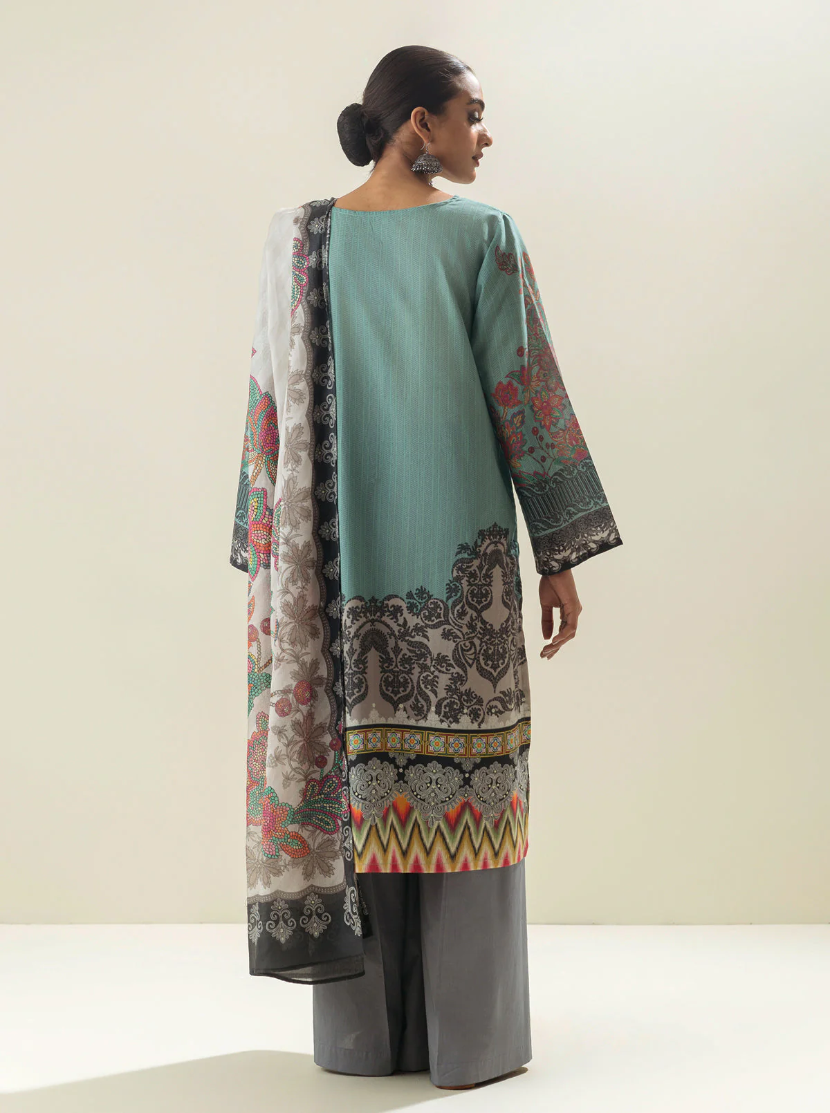 3 PIECE - PRINTED LAWN SUIT - DAZZLING MOSAICS - Image 4