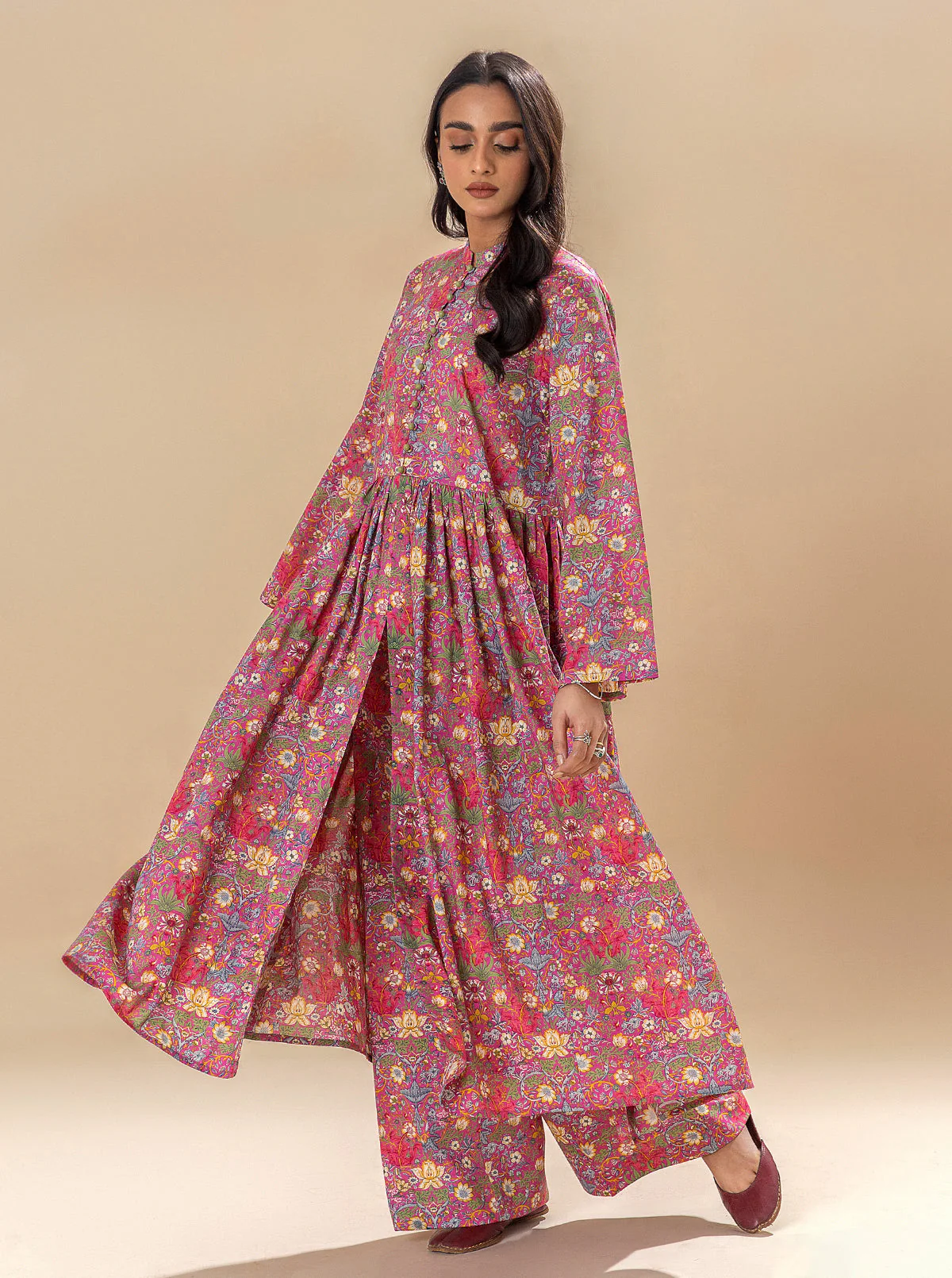 2 PIECE PRINTED LAWN SUIT-GARDEN MYSTIQUE (UNSTITCHED) - Image 4