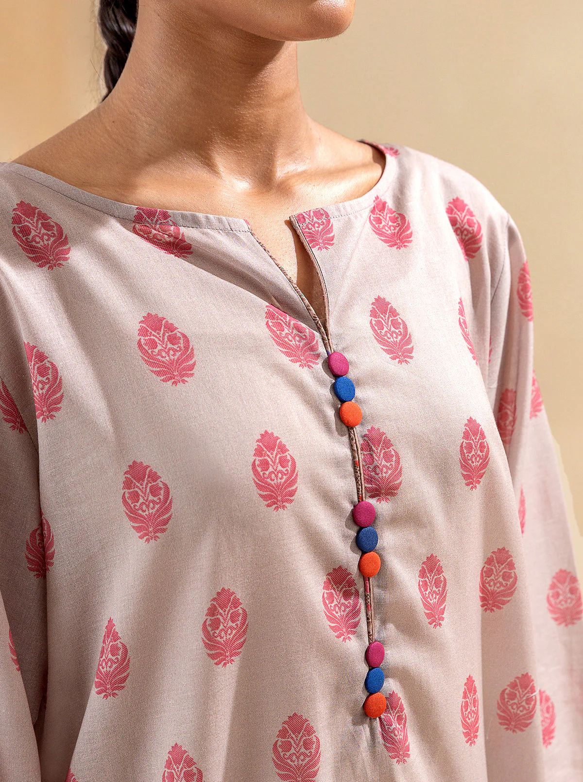 3 PIECE PRINTED LAWN SUIT-PASSION PINK (UNSTITCHED) - Image 3