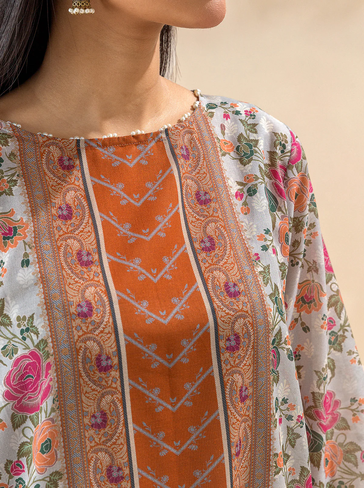 3 PIECE PRINTED LAWN SUIT-EVE GARDEN (UNSTITCHED) - Image 3