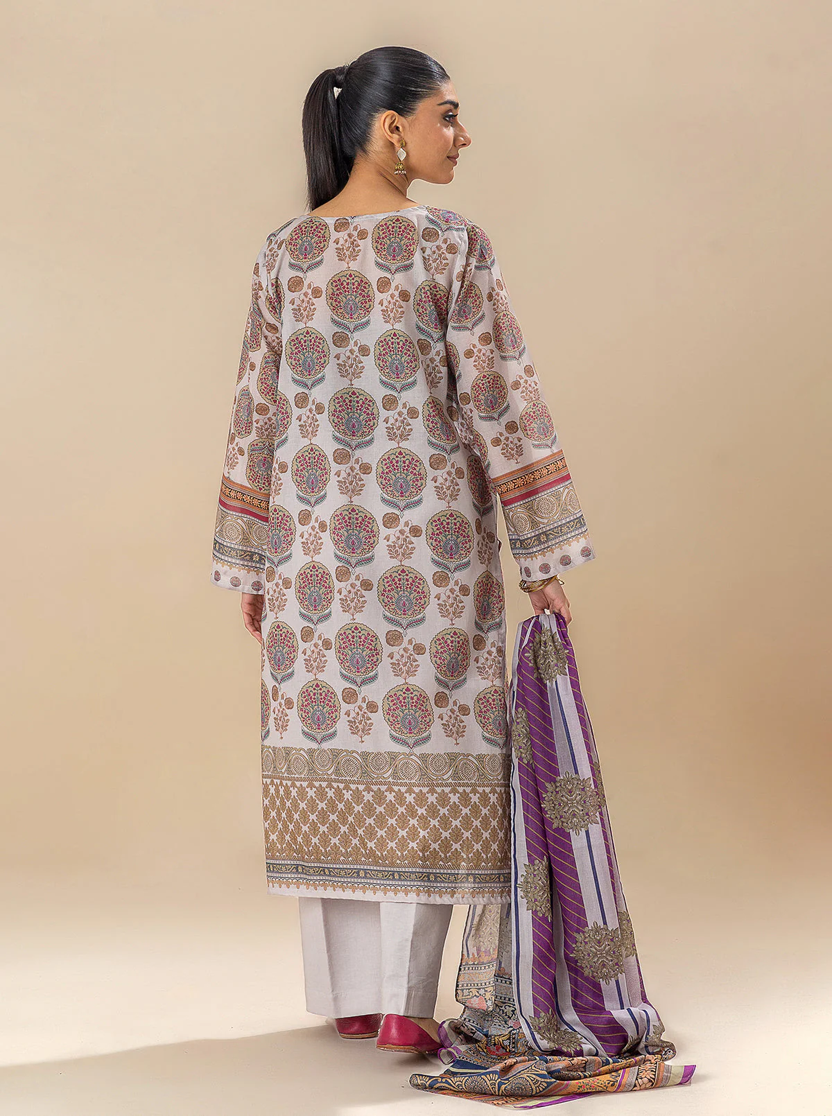3 PIECE PRINTED LAWN SUIT-MUGHAL MELODY (UNSTITCHED) - Image 6