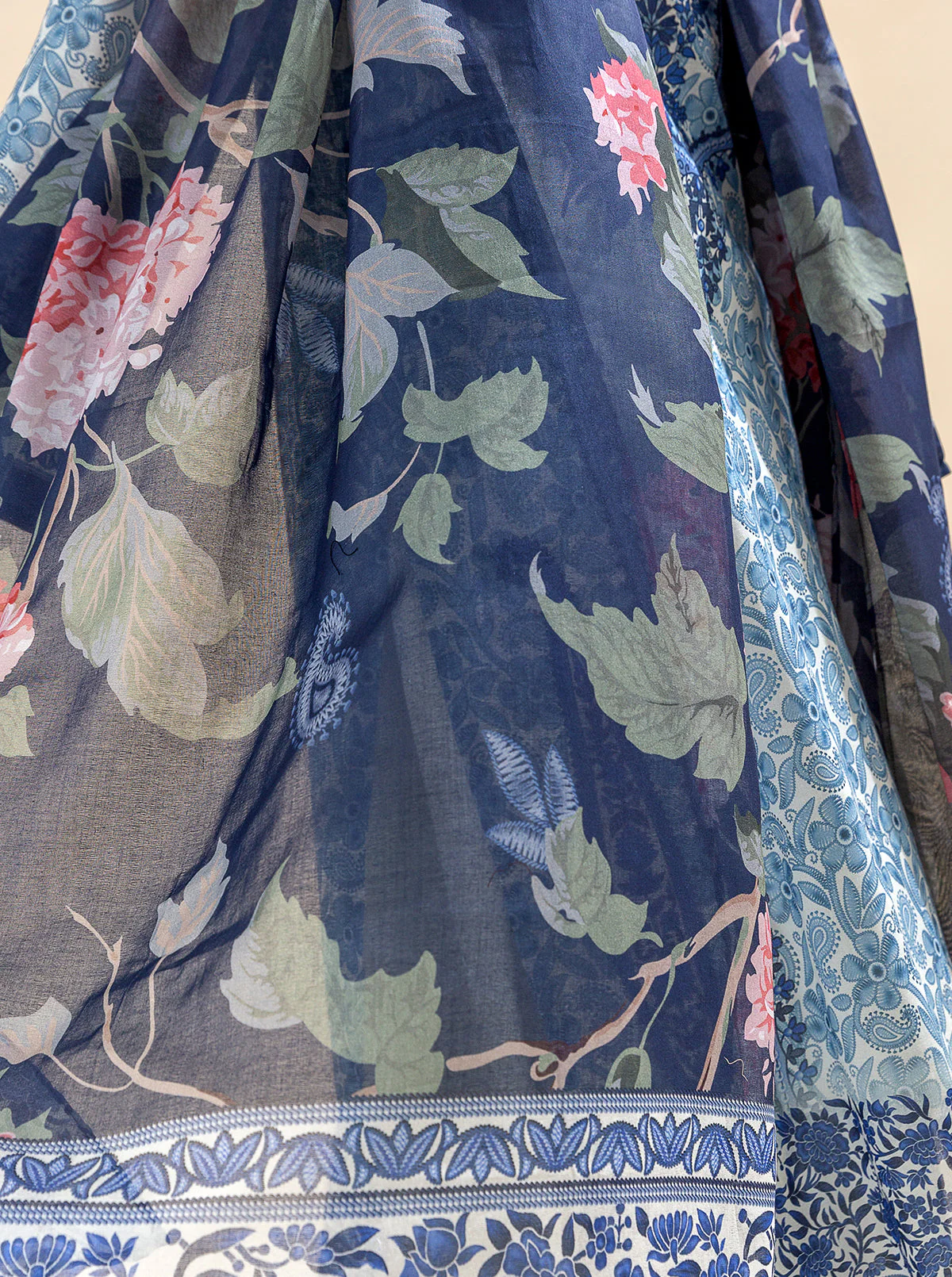 3 PIECE PRINTED LAWN SUIT-INTRICATE MELODY (UNSTITCHED) - Image 2