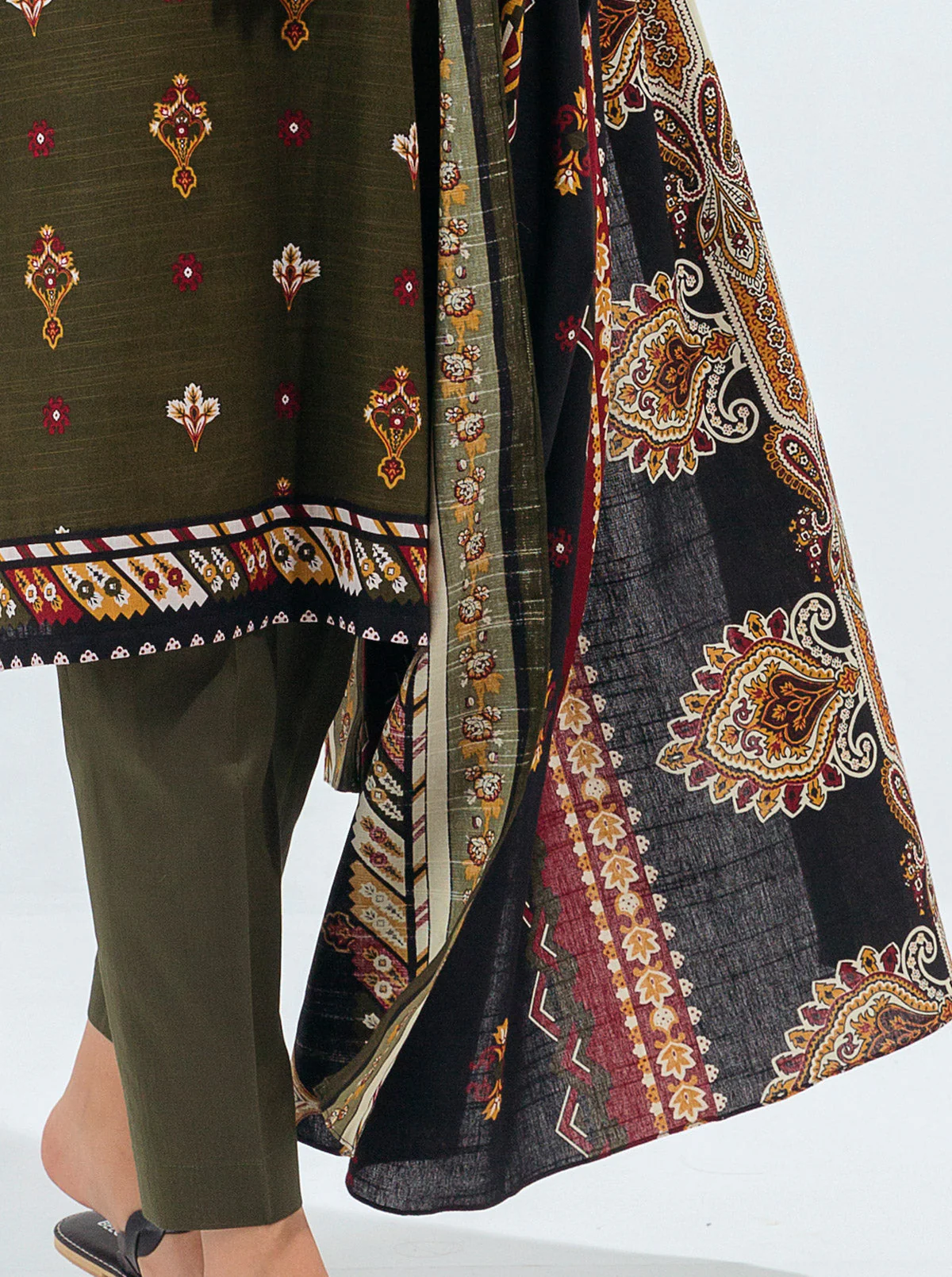 3 PIECE - PRINTED KHADDAR SUIT - JEWEL TRIBE - Image 2