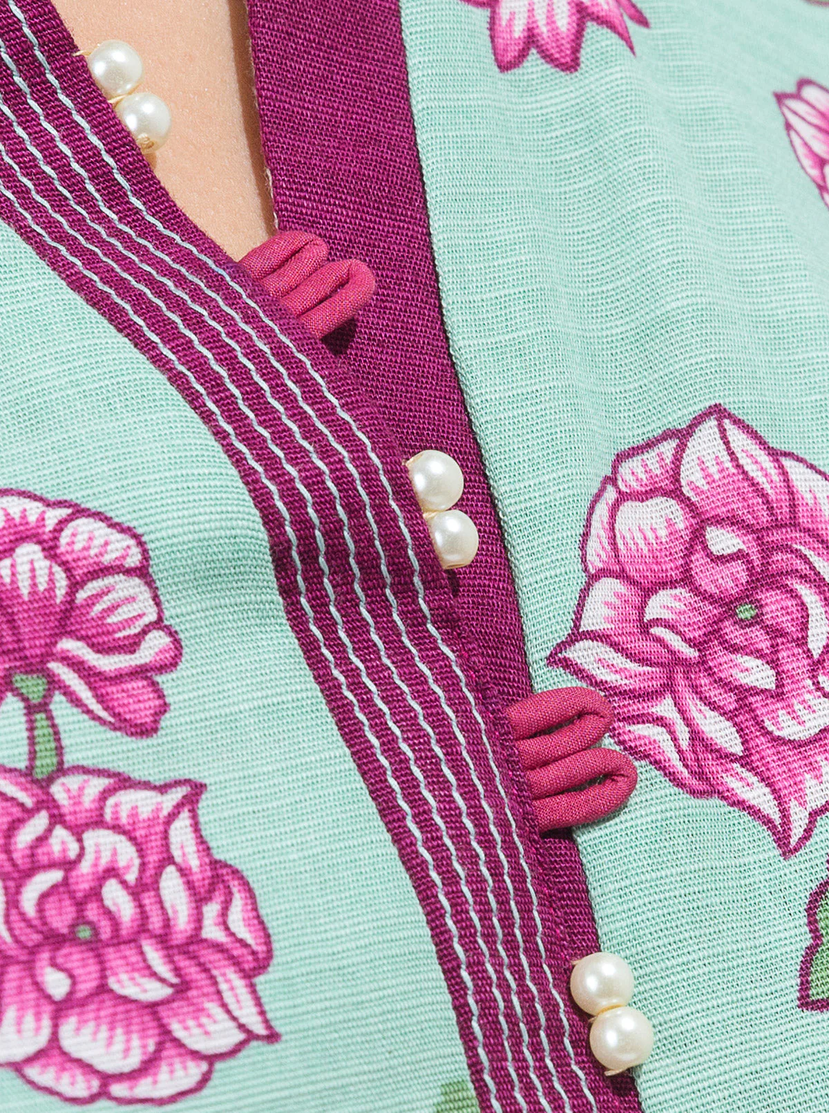 3 PIECE - PRINTED KHADDAR SUIT - INFINITE GARDENIA - Image 6