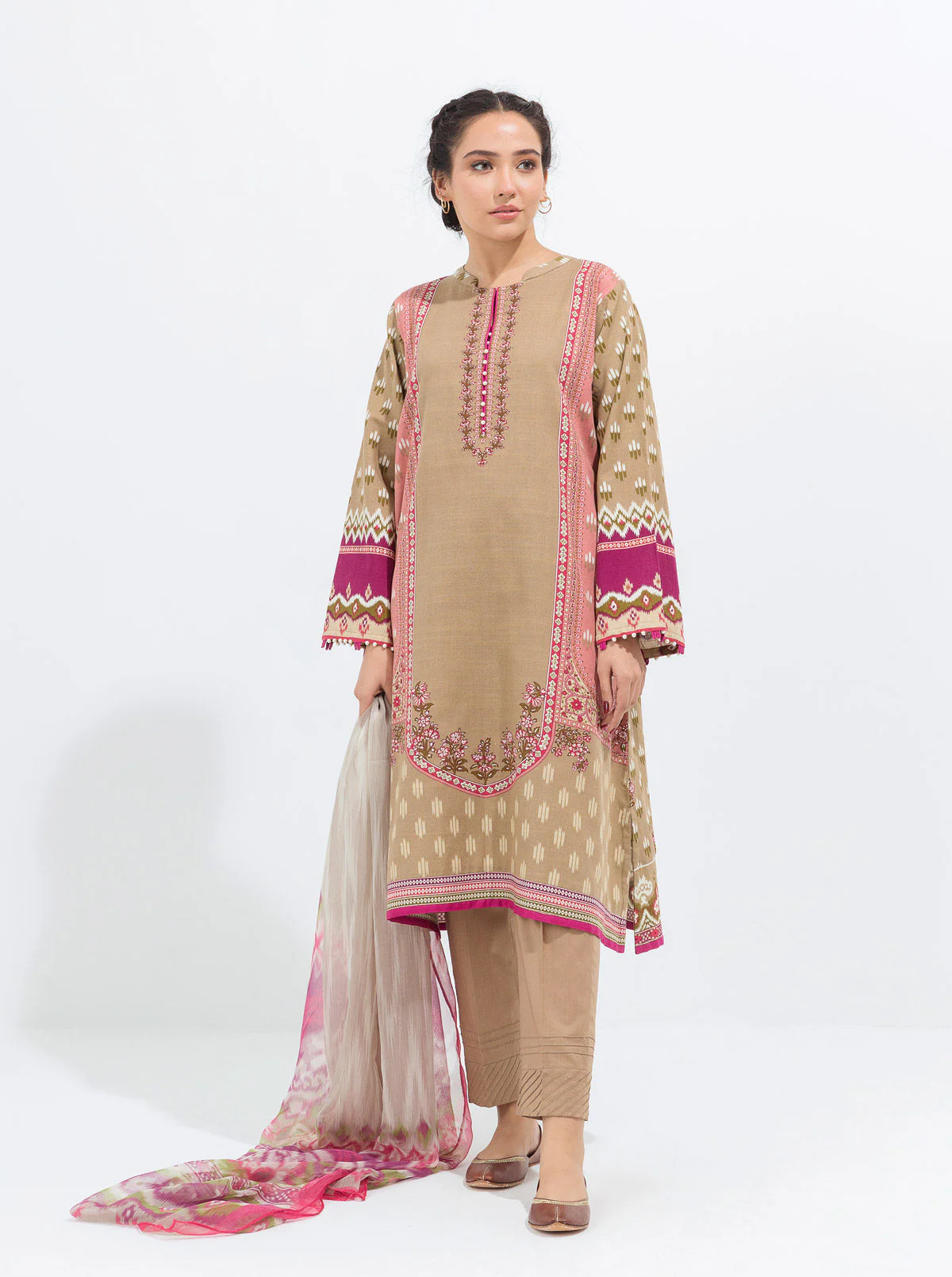 3 PIECE - PRINTED KHADDAR SUIT - DELICATE VINTAGE - Image 4