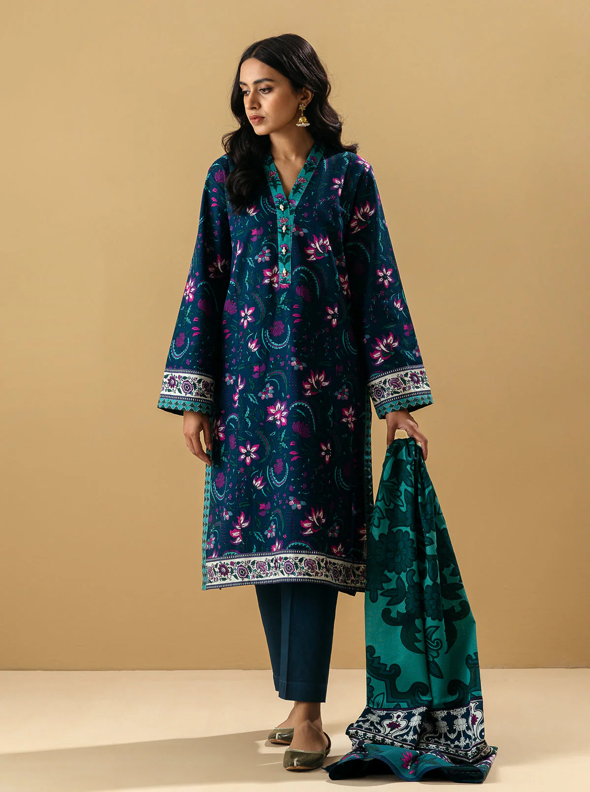 2 PIECE - PRINTED KHADDAR SUIT - APPROVAL - Image 4