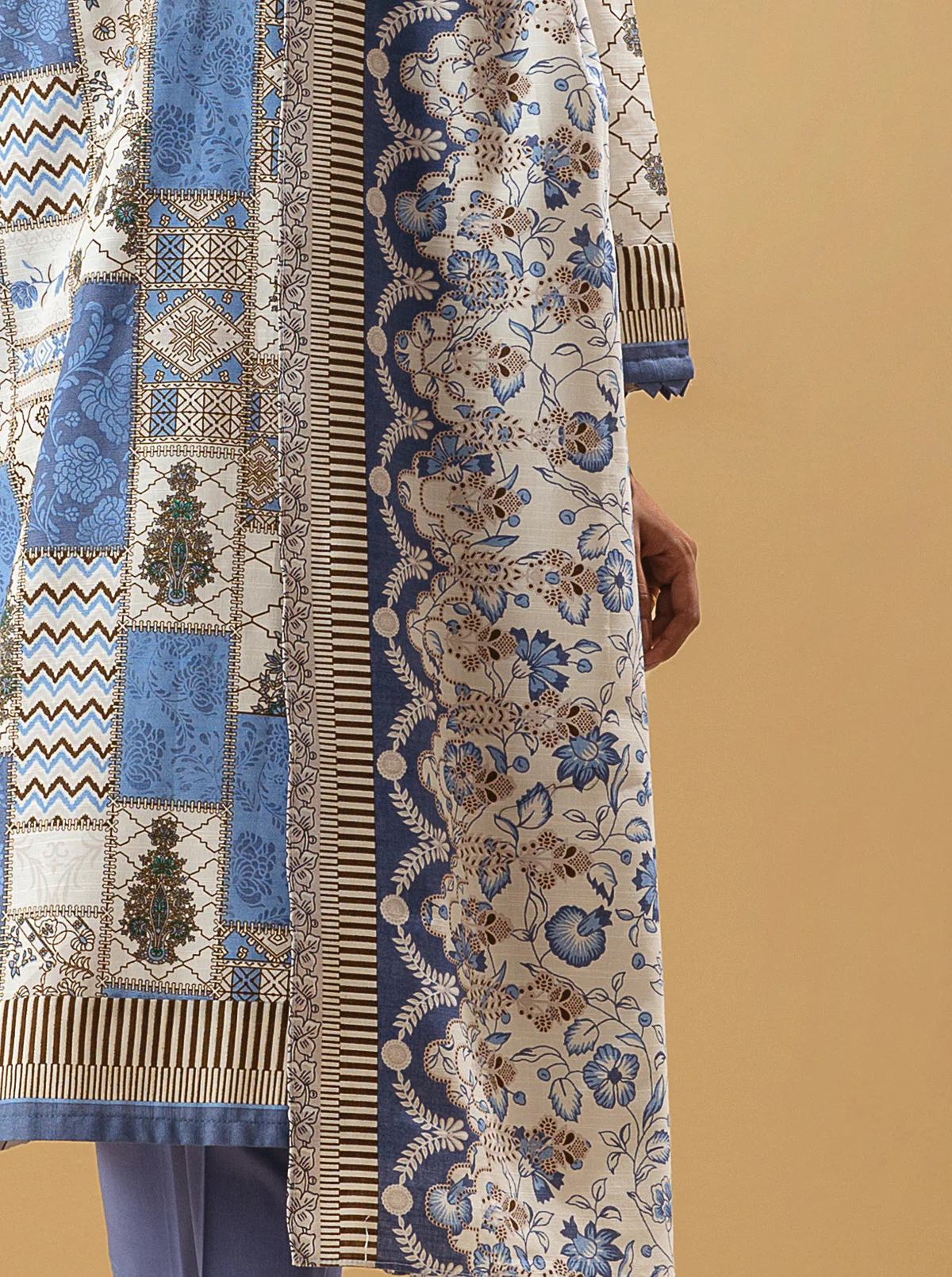 3 PIECE - PRINTED KHADDAR SUIT - PEARLED IVORY - Image 2