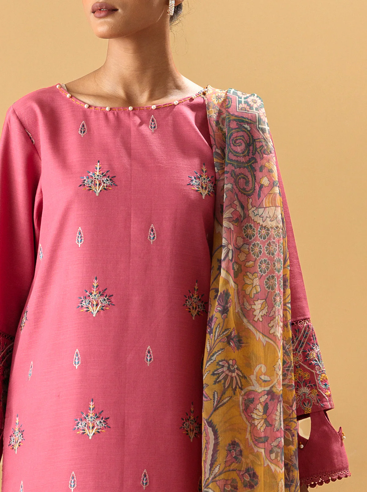 3 PIECE - EMBROIDERED KHADDAR SUIT - ZION - Image 4