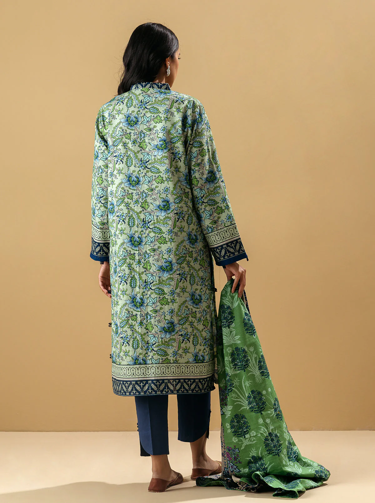 3 PIECE - PRINTED KHADDAR SUIT - VERDANT BLOOM - Image 5
