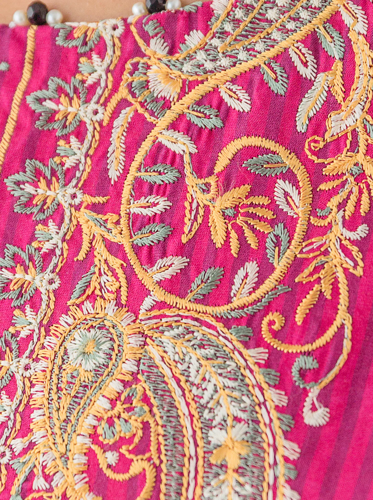 2 PIECE - EMBROIDERED CAMBRIC SUIT - VIVA MAGENTA - Image 4
