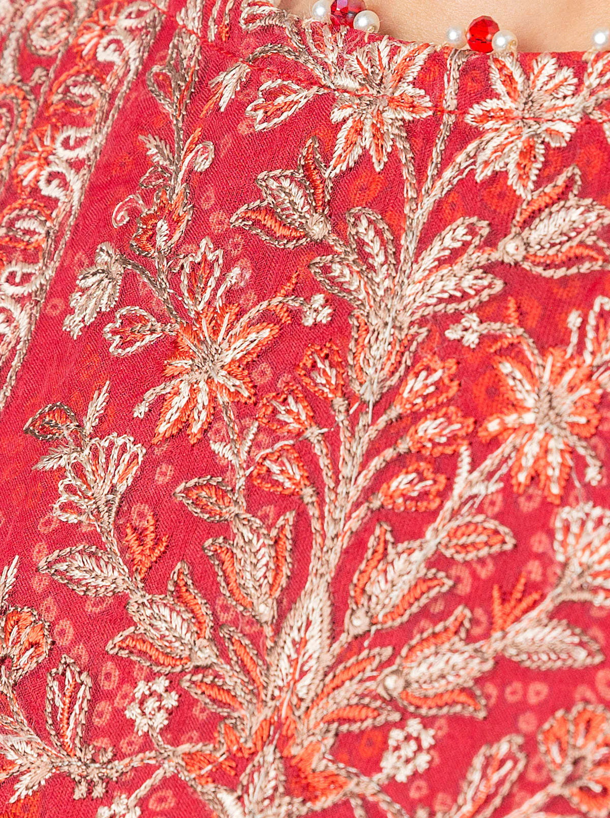 3 PIECE - EMBROIDERED KHADDAR SUIT - CRANBERRY CRUSH - Image 4