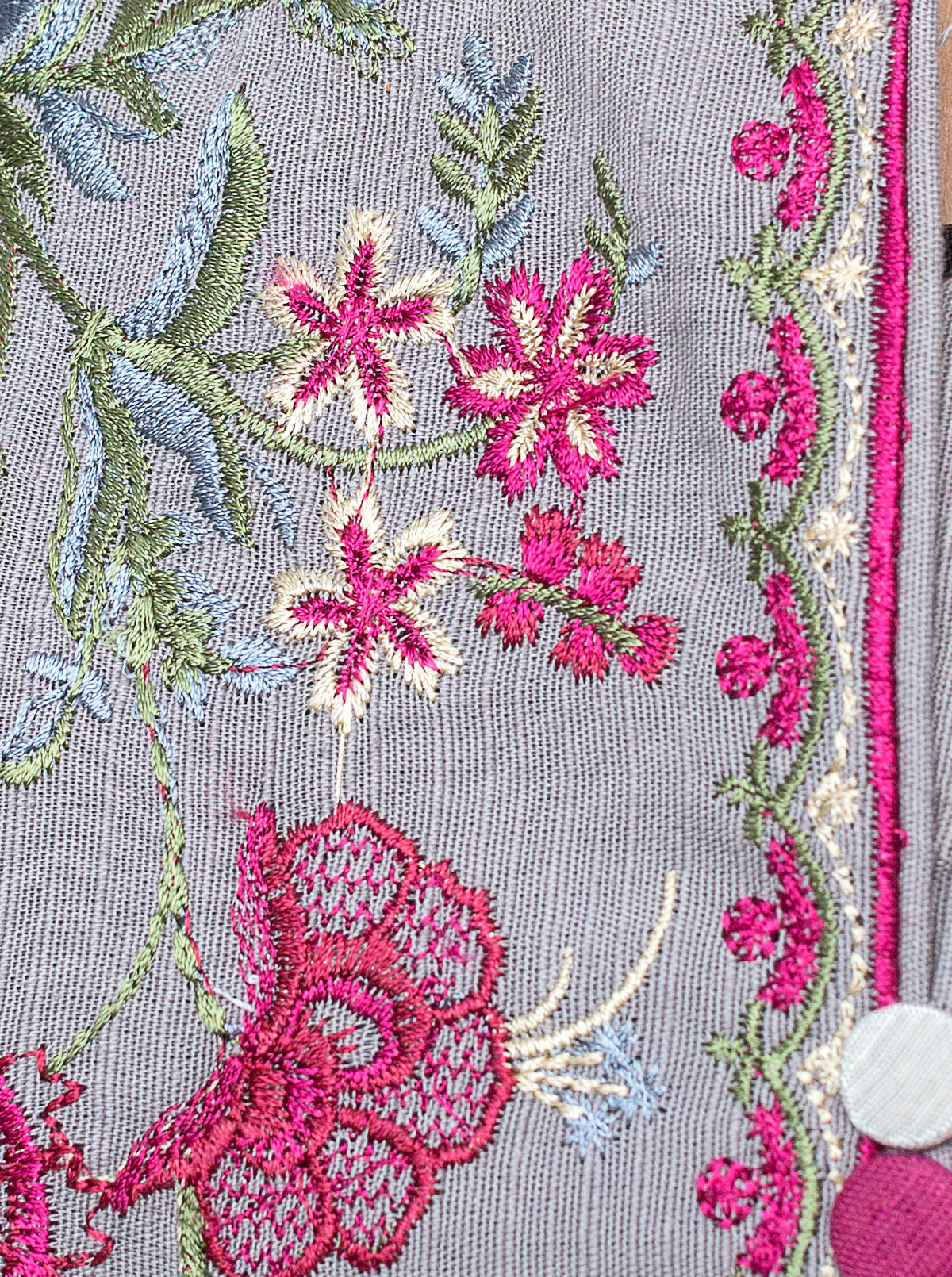 3 PIECE - EMBROIDERED KHADDAR SUIT - COOL WINTER DAY - Image 4