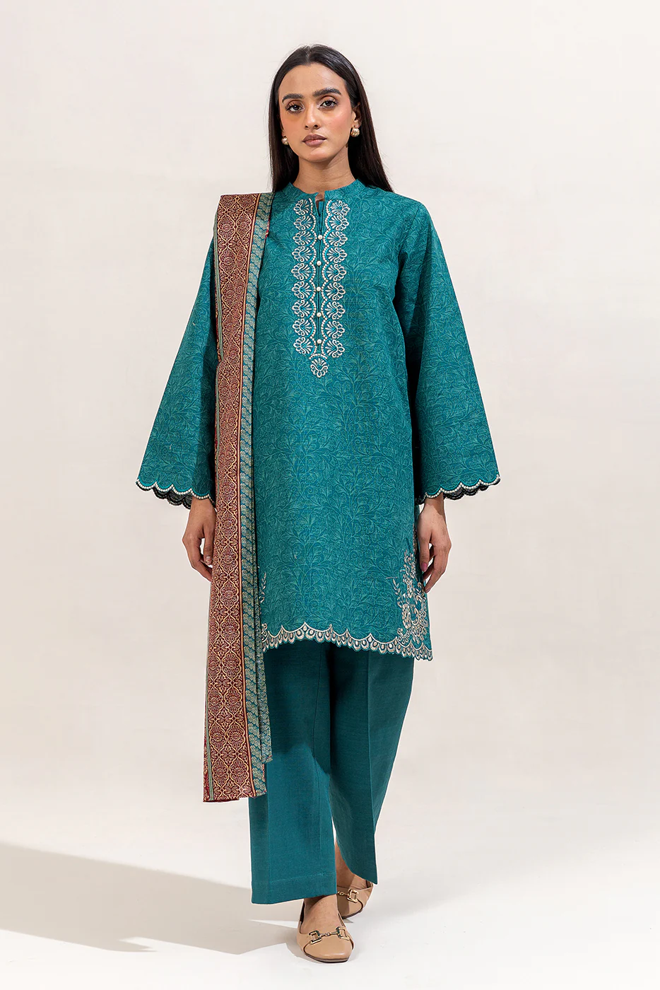 3 PIECE EMBROIDERED KHADDAR SUIT-TEAL MUSK (UNSTITCHED) - Image 2