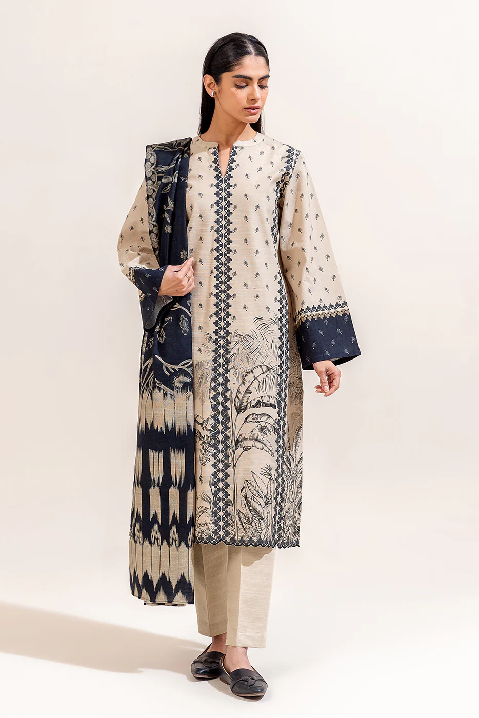 3 PIECE PRINTED KHADDAR SUIT-MYSTIC JUNGLE (UNSTITCHED) - Image 2
