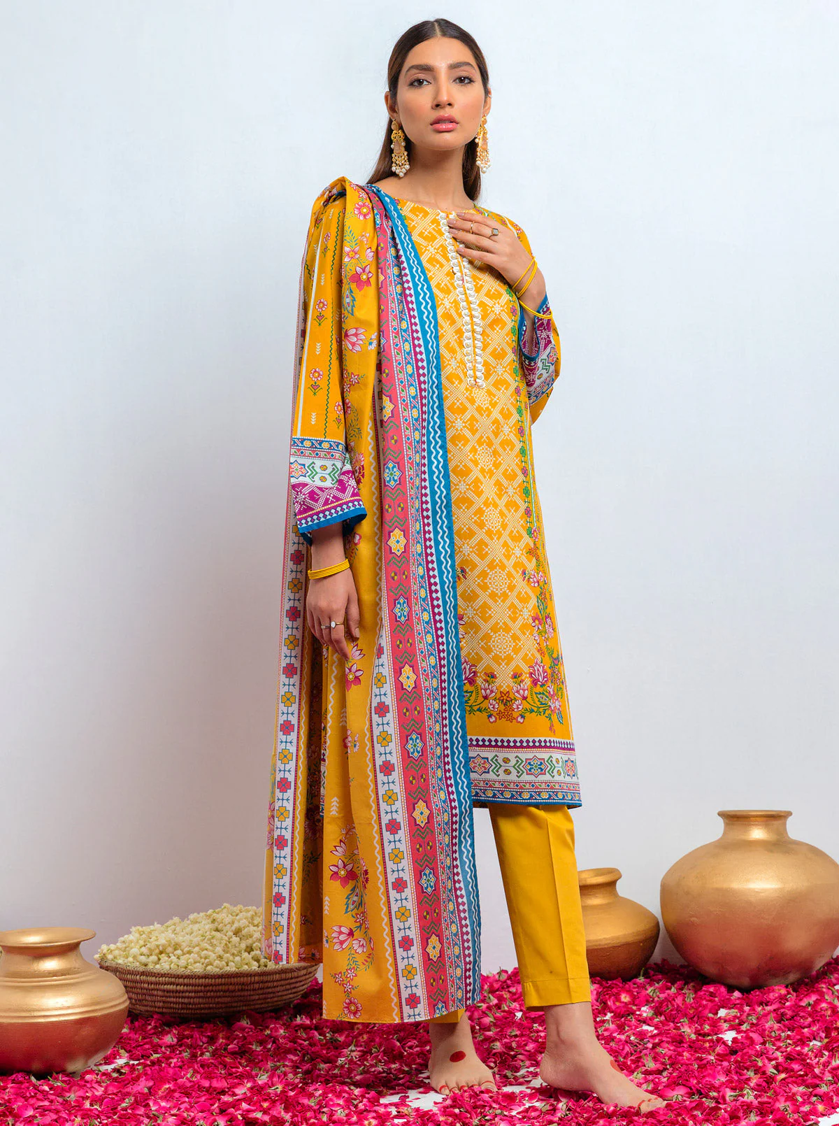3 PIECE - PRINTED LAWN SUIT - MUSTARD FLORAL - Image 3
