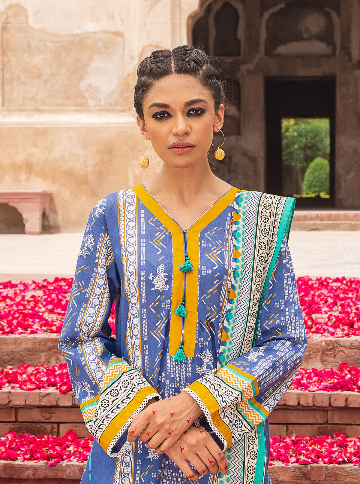 3 PIECE - PRINTED LAWN SUIT - BLUE GAZE - Image 2