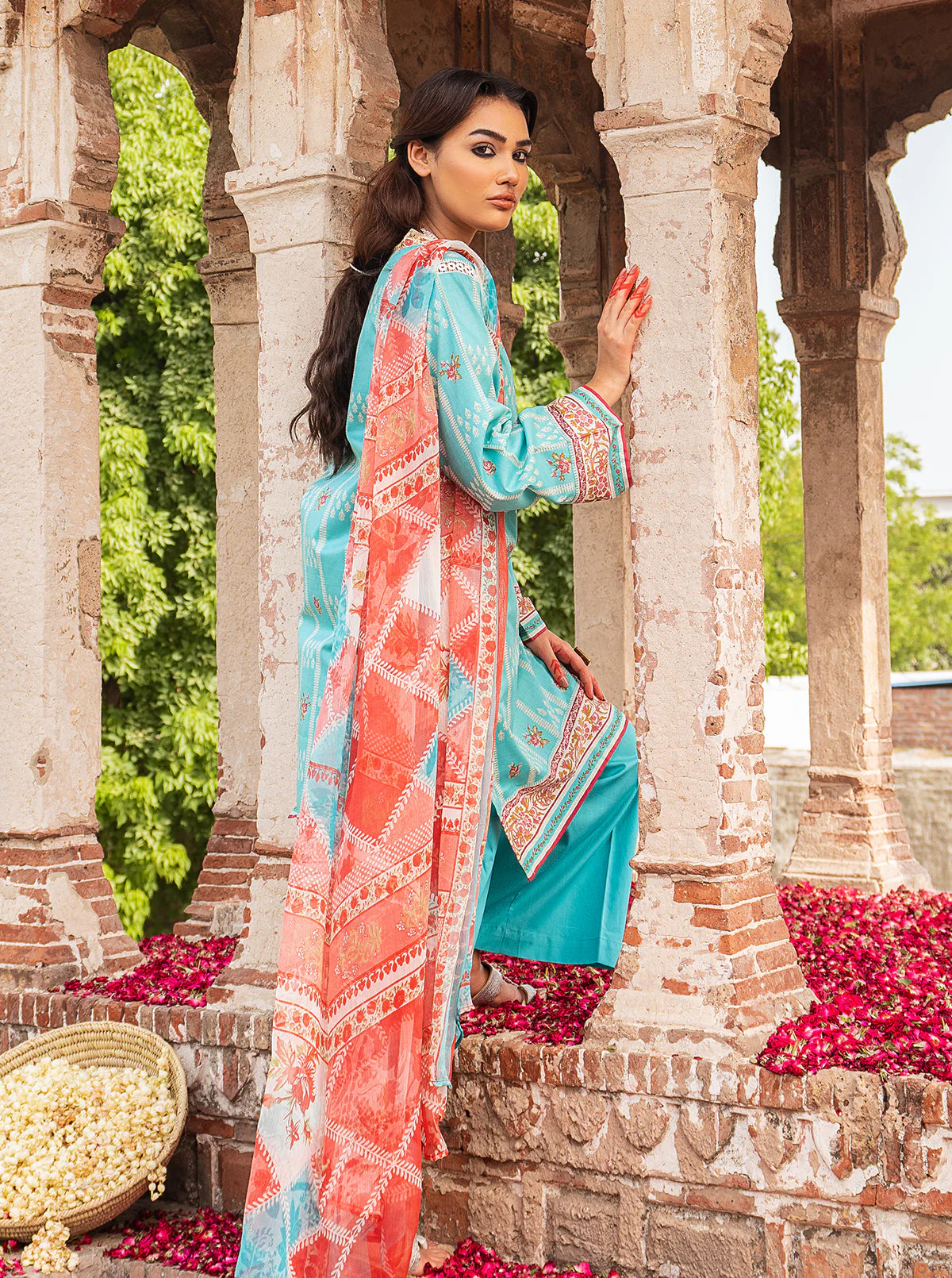 3 PIECE - PRINTED LAWN SUIT - WONDER BLUSH - Image 3